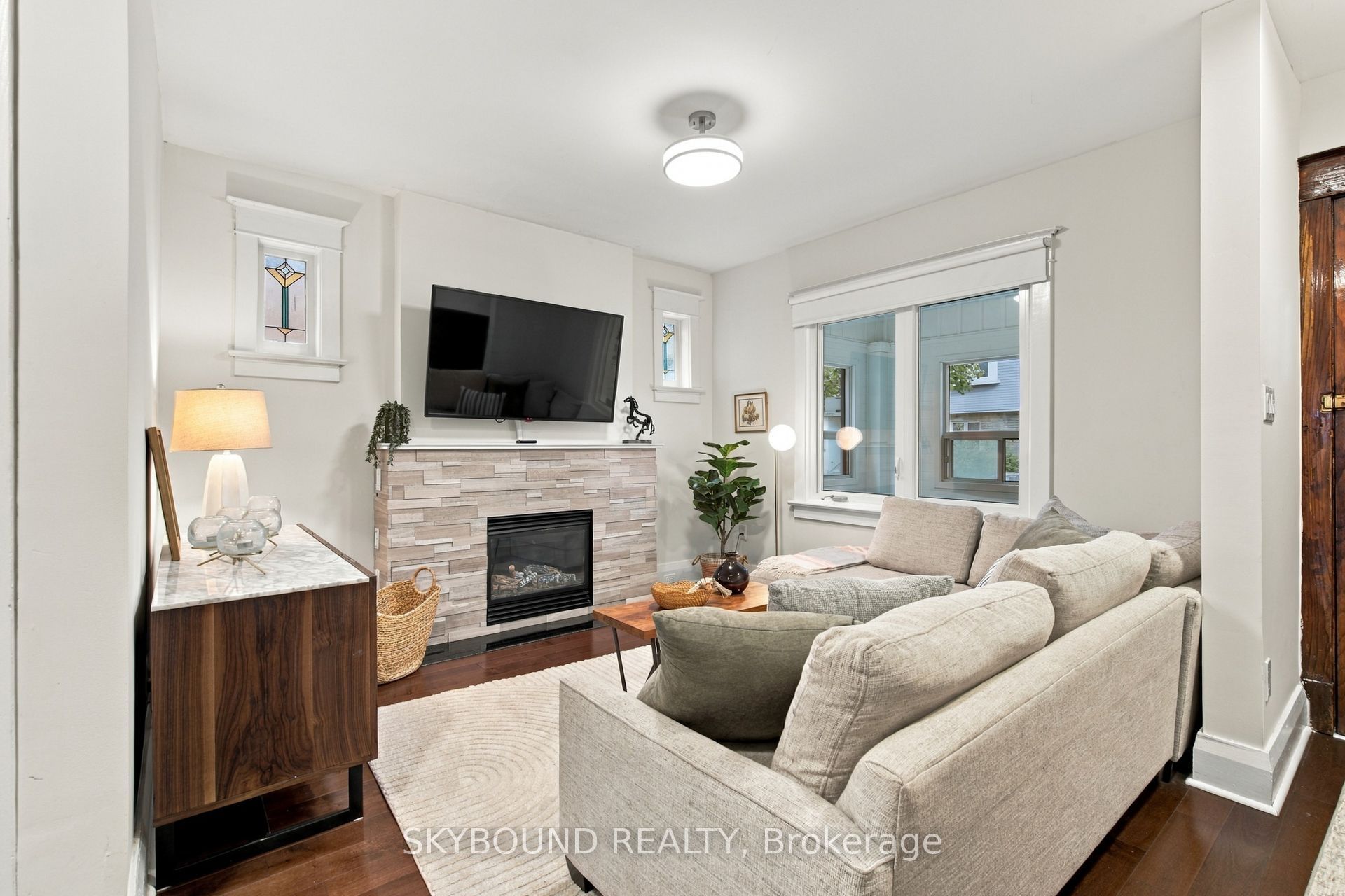 45 Westlake Avenue Property Photo 8