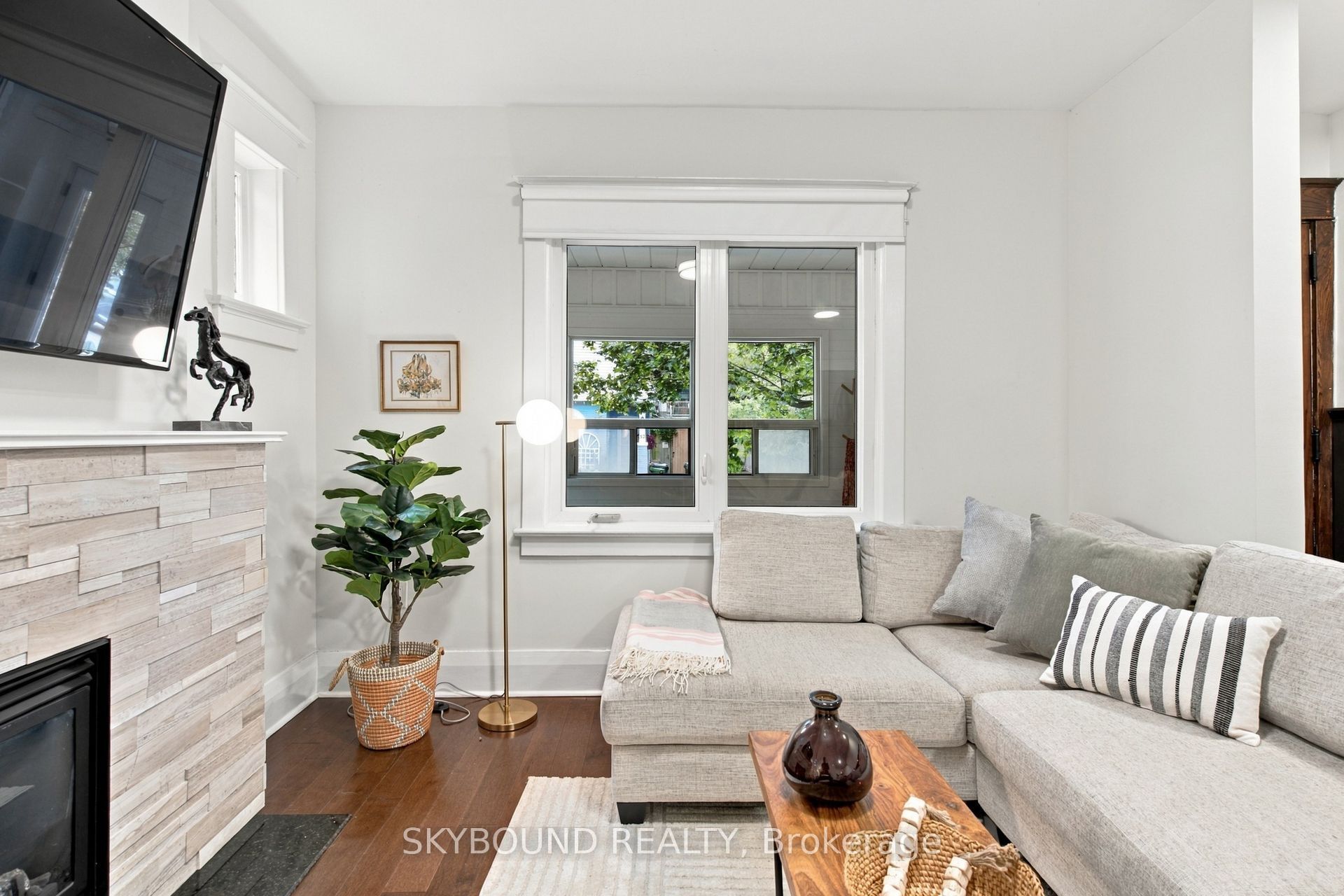 45 Westlake Avenue Property Photo 11