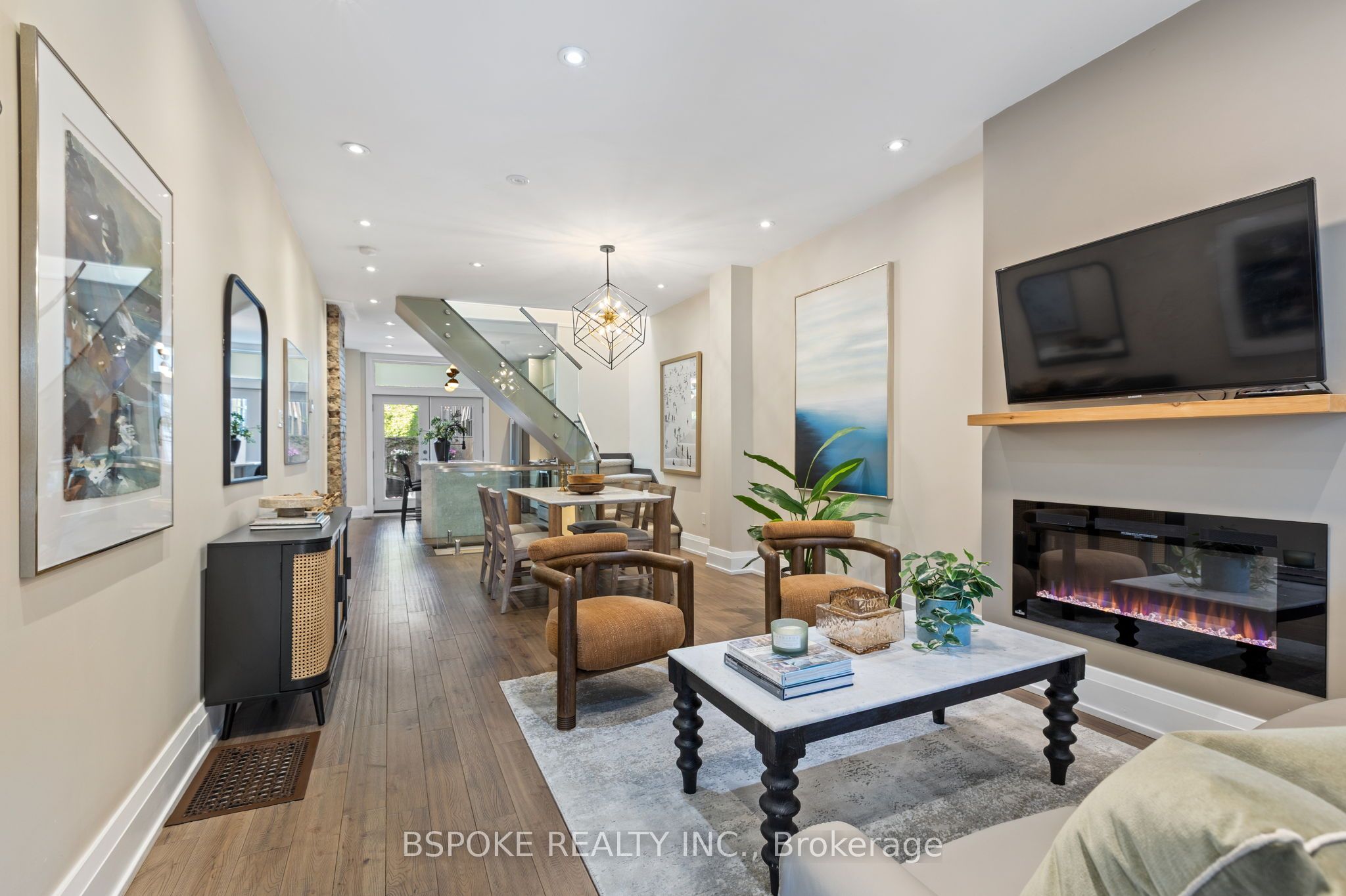 75 Laing Street Property Photo 4