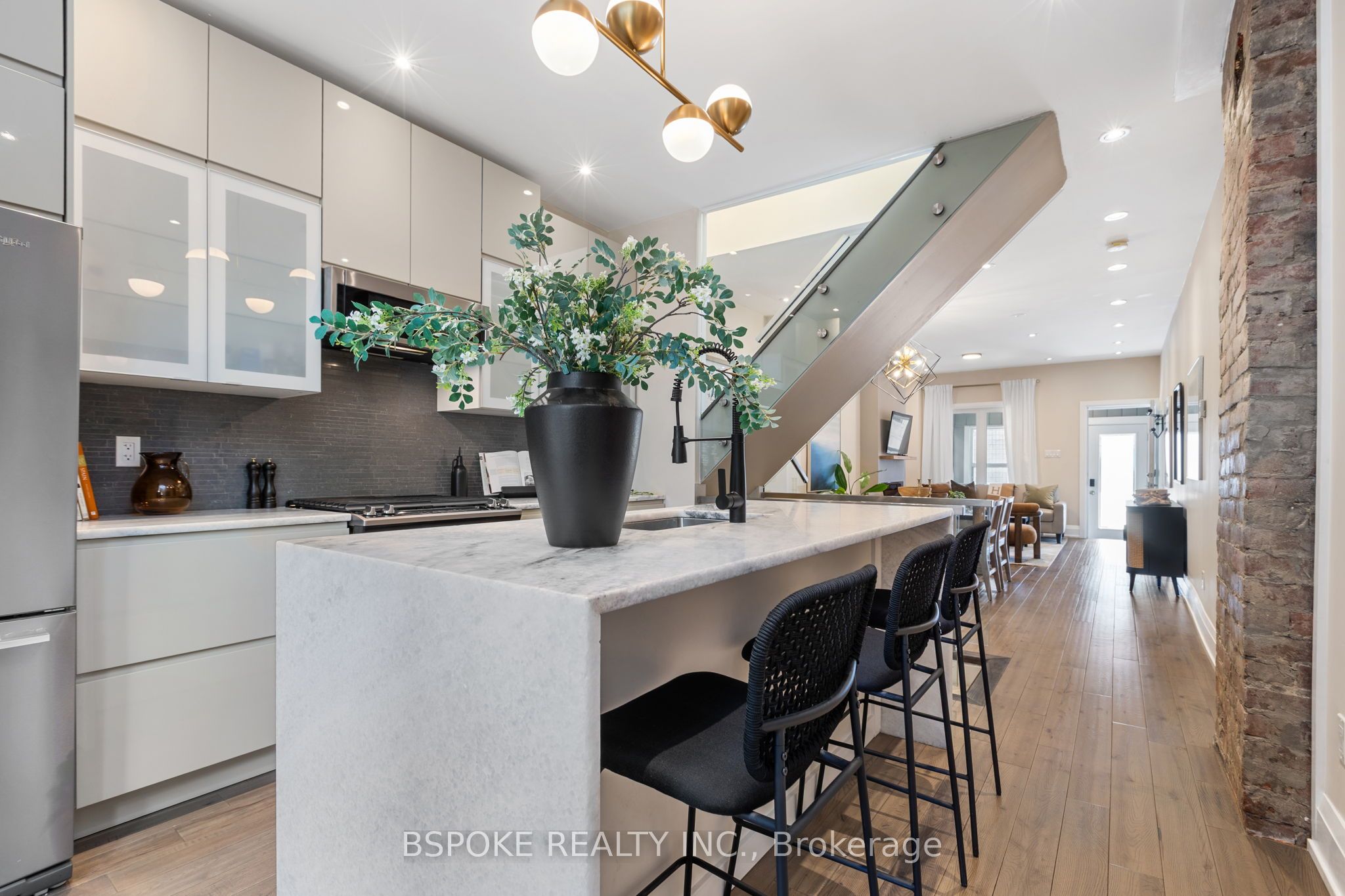 75 Laing Street Property Photo 14