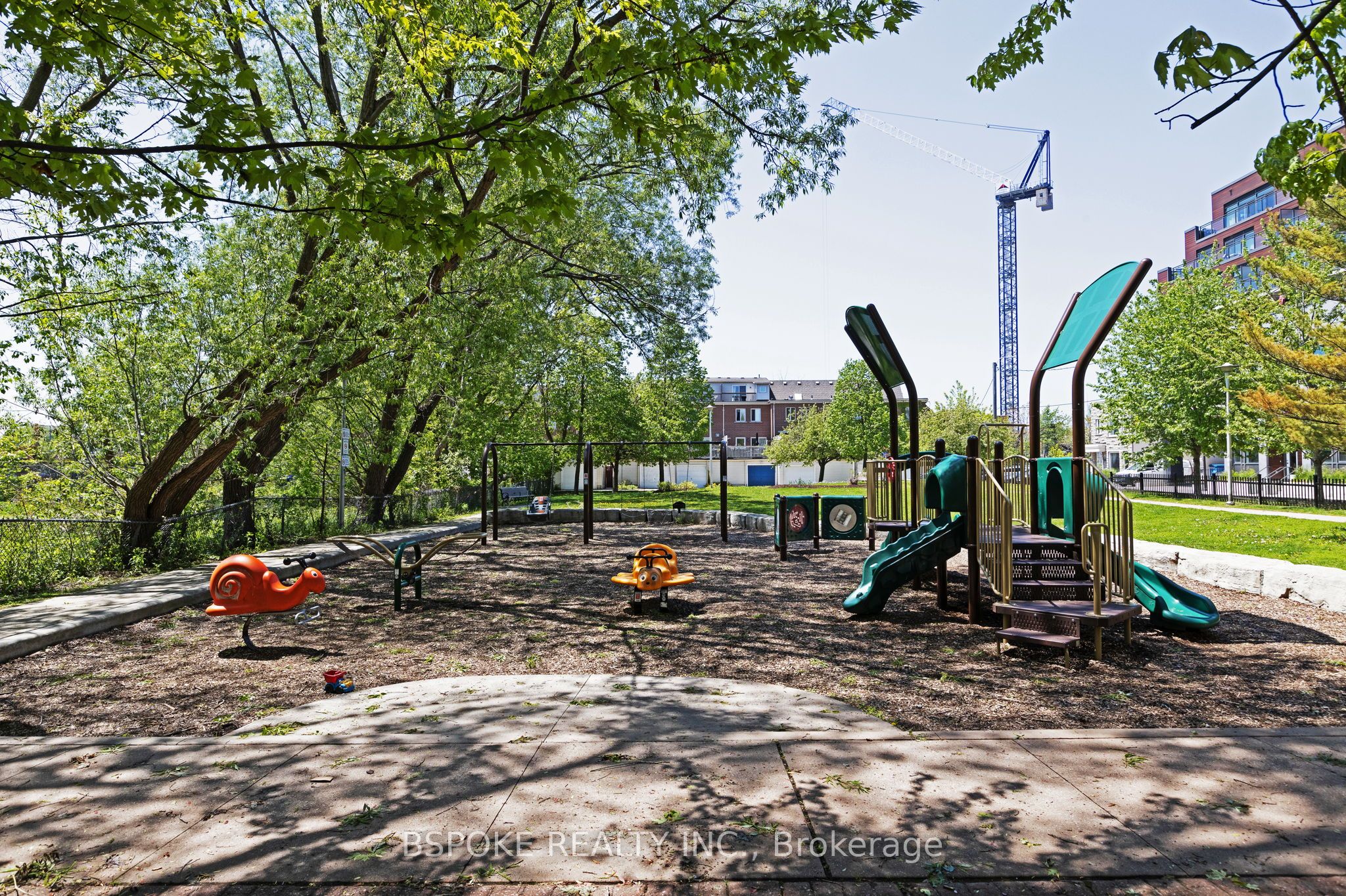 75 Laing Street Property Photo 35