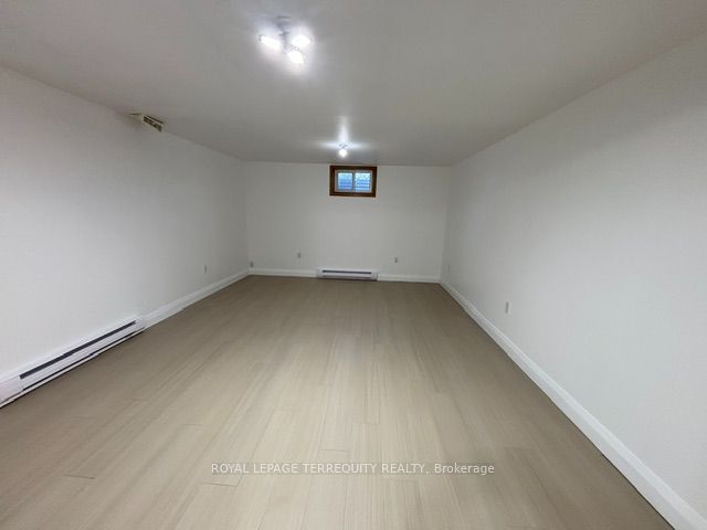 320 Myrtle Road E Property Photo 23