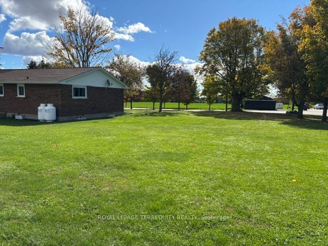 320 Myrtle Road E Property Photo 33