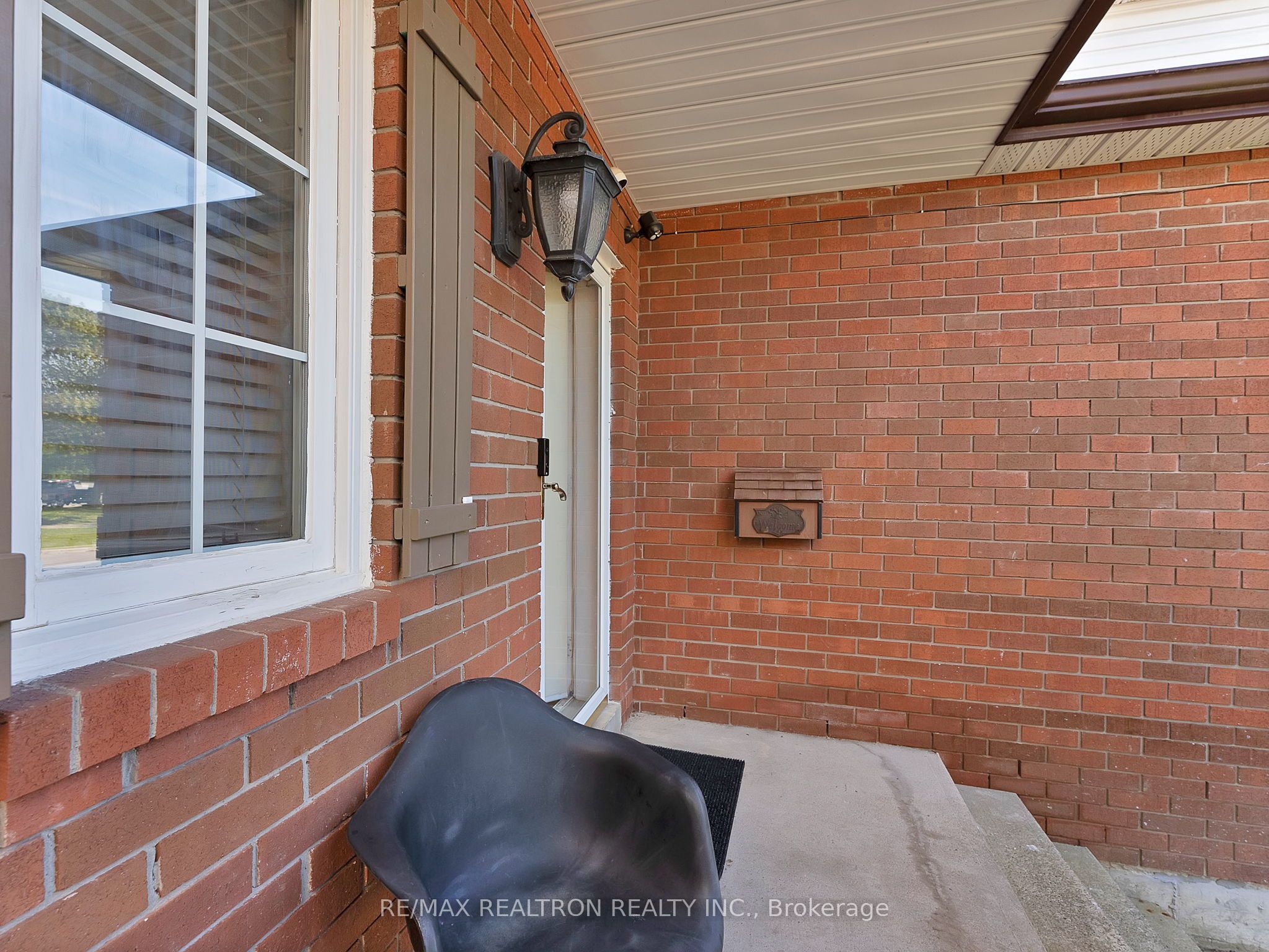 83 Crawforth Street Property Photo 3