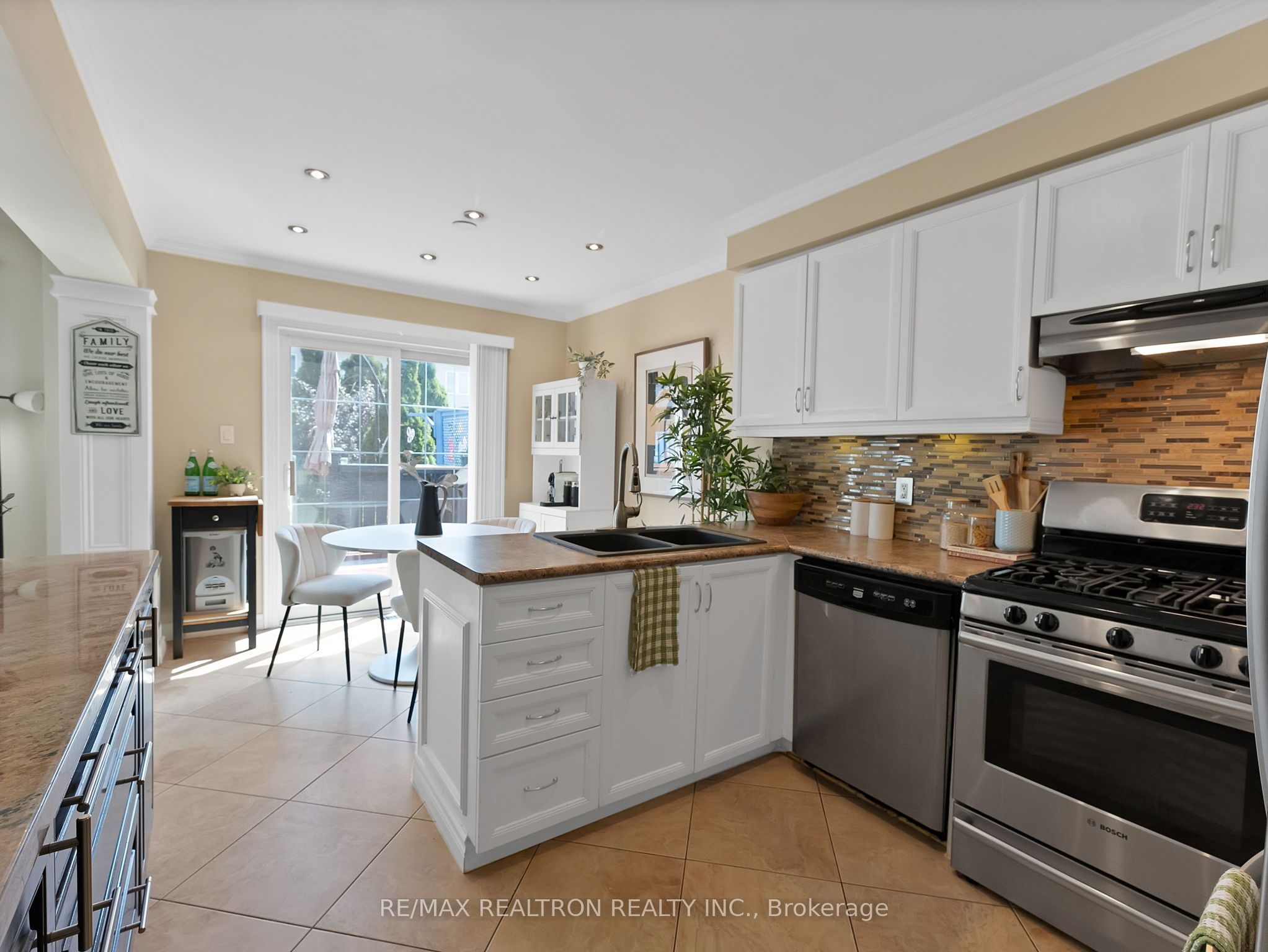 83 Crawforth Street Property Photo 13