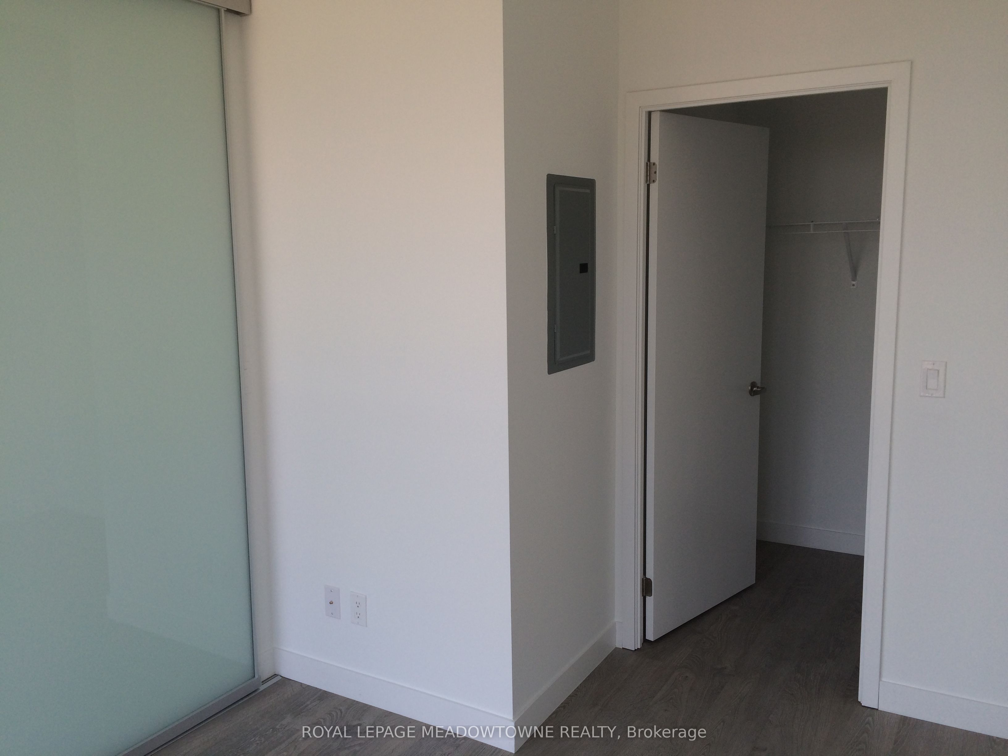 2055 Danforth Avenue 804 Property Photo 4