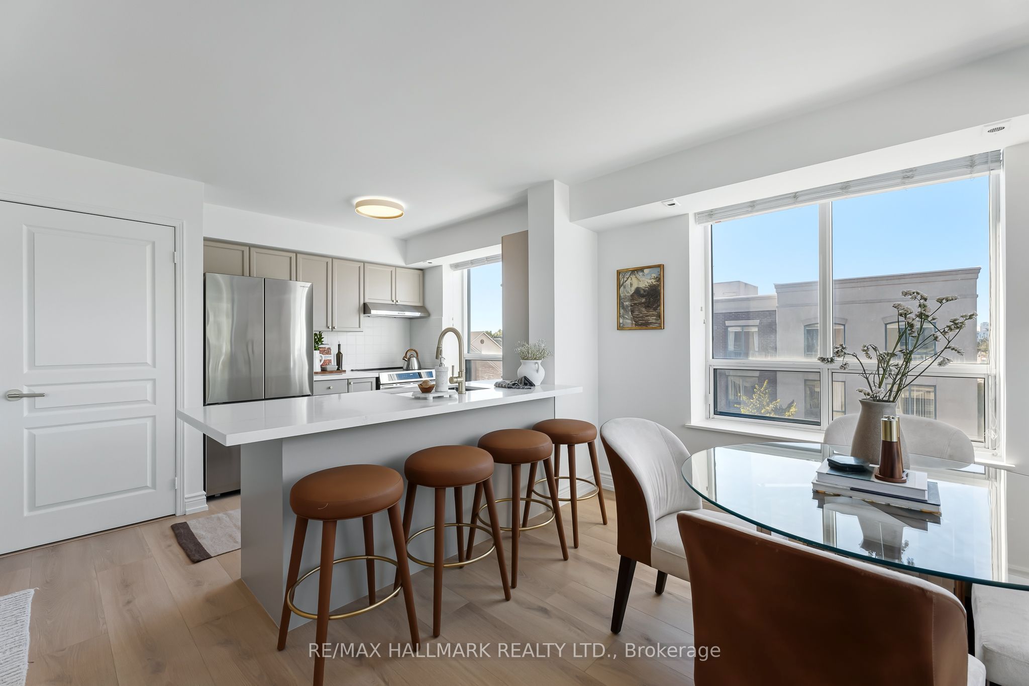1797 Queen Street E 404 Property Photo 7