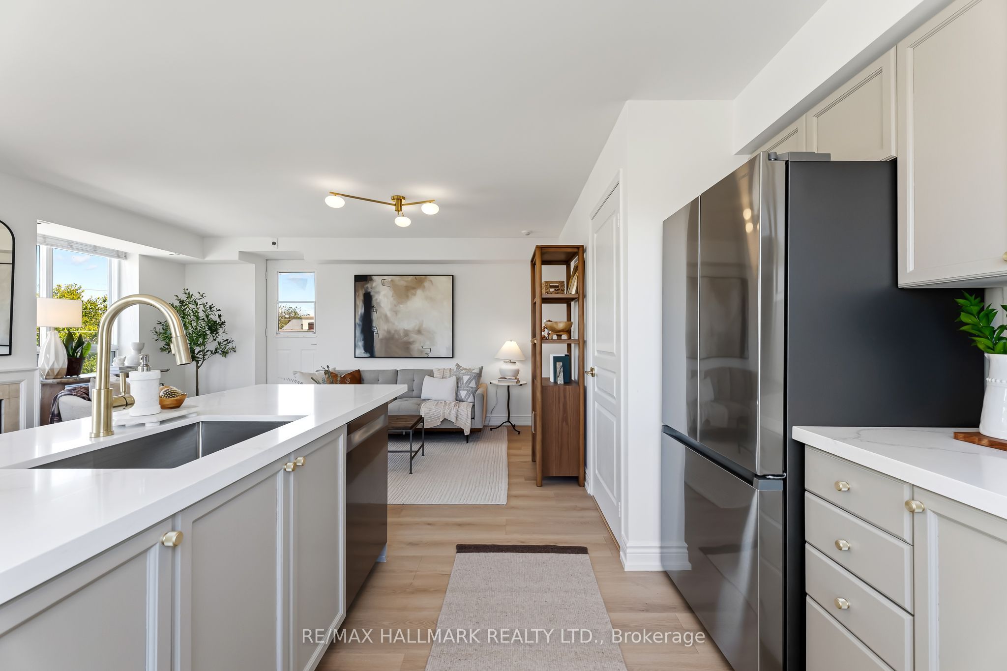 1797 Queen Street E 404 Property Photo 17
