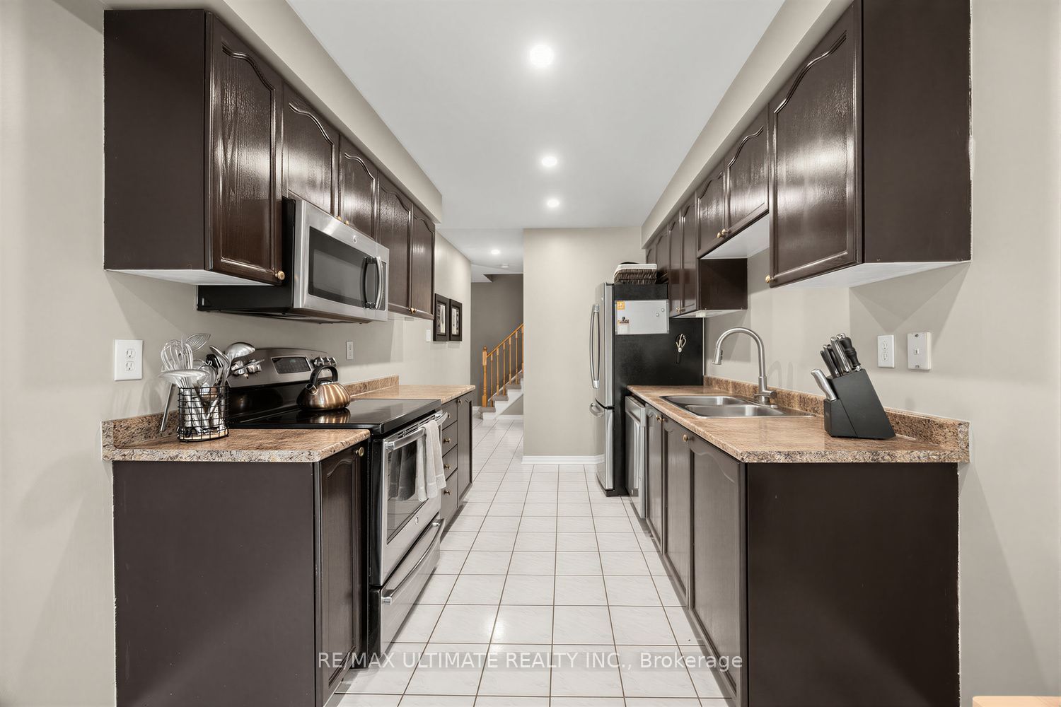 42 Landerville Lane Property Photo 12