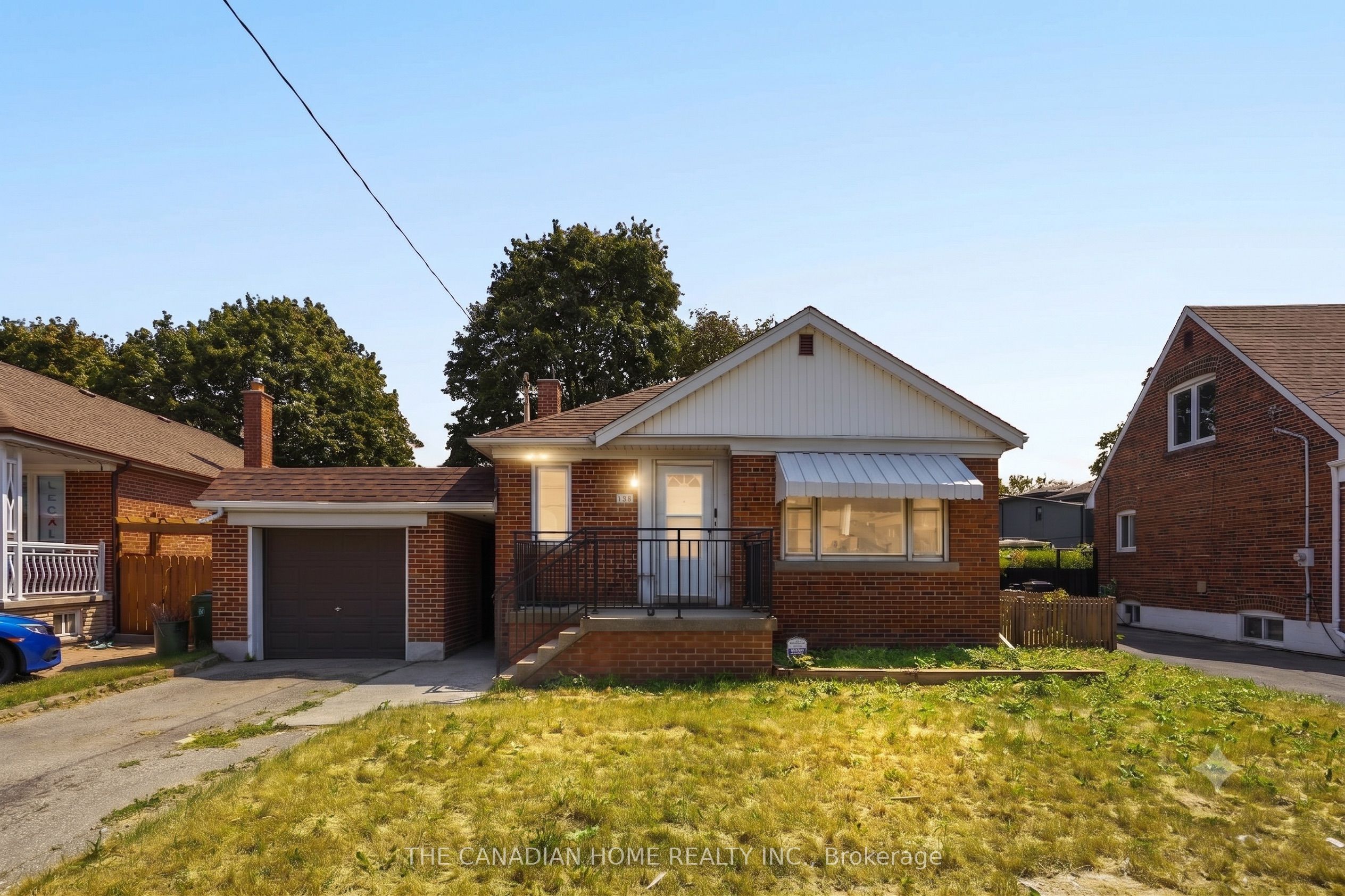 1373 Pharmacy Avenue Property Photo 4