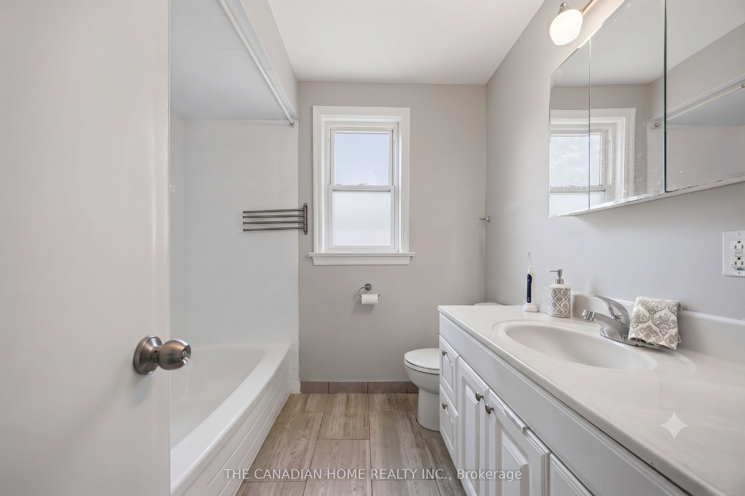 1373 Pharmacy Avenue Property Photo 24