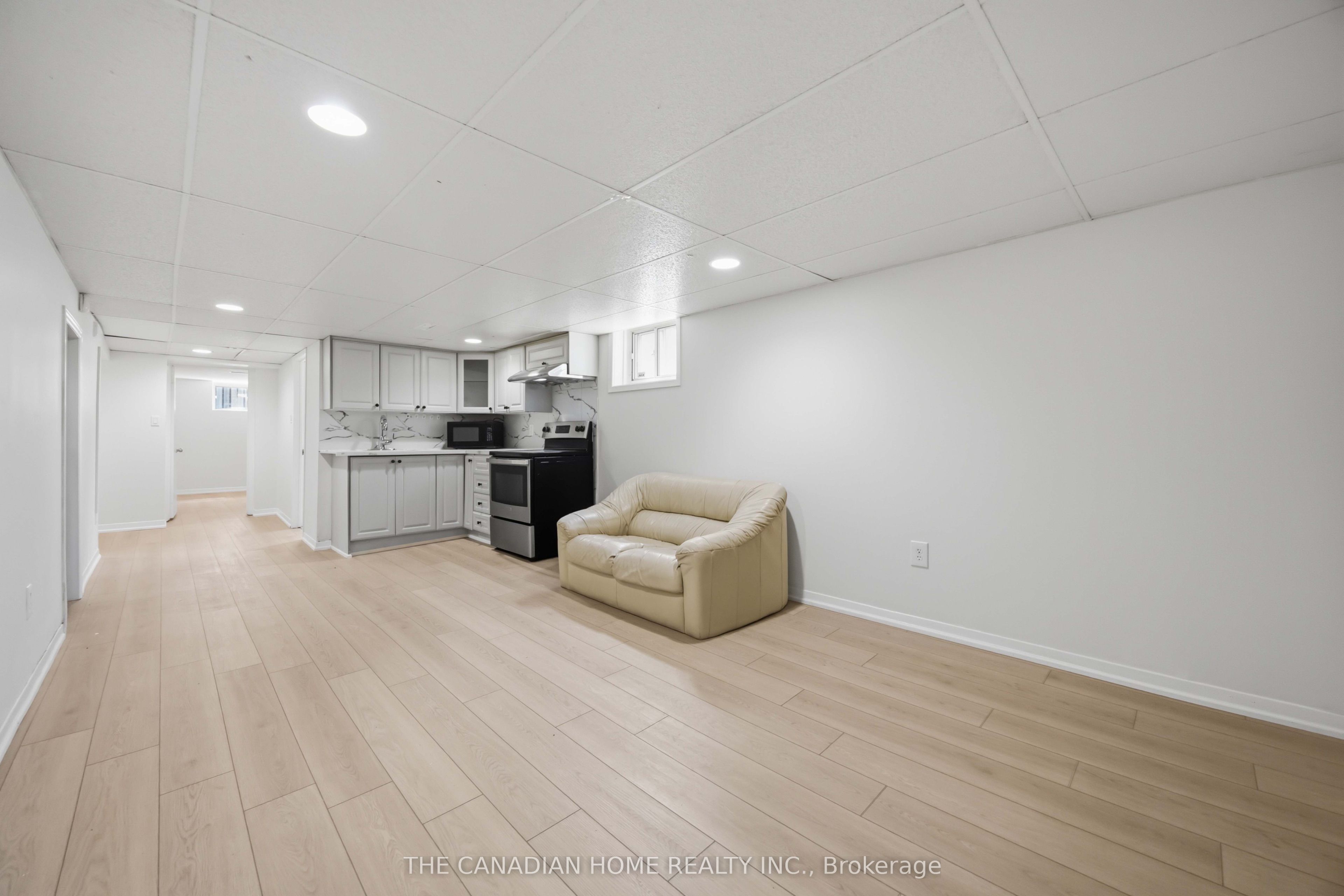 1373 Pharmacy Avenue Property Photo 30