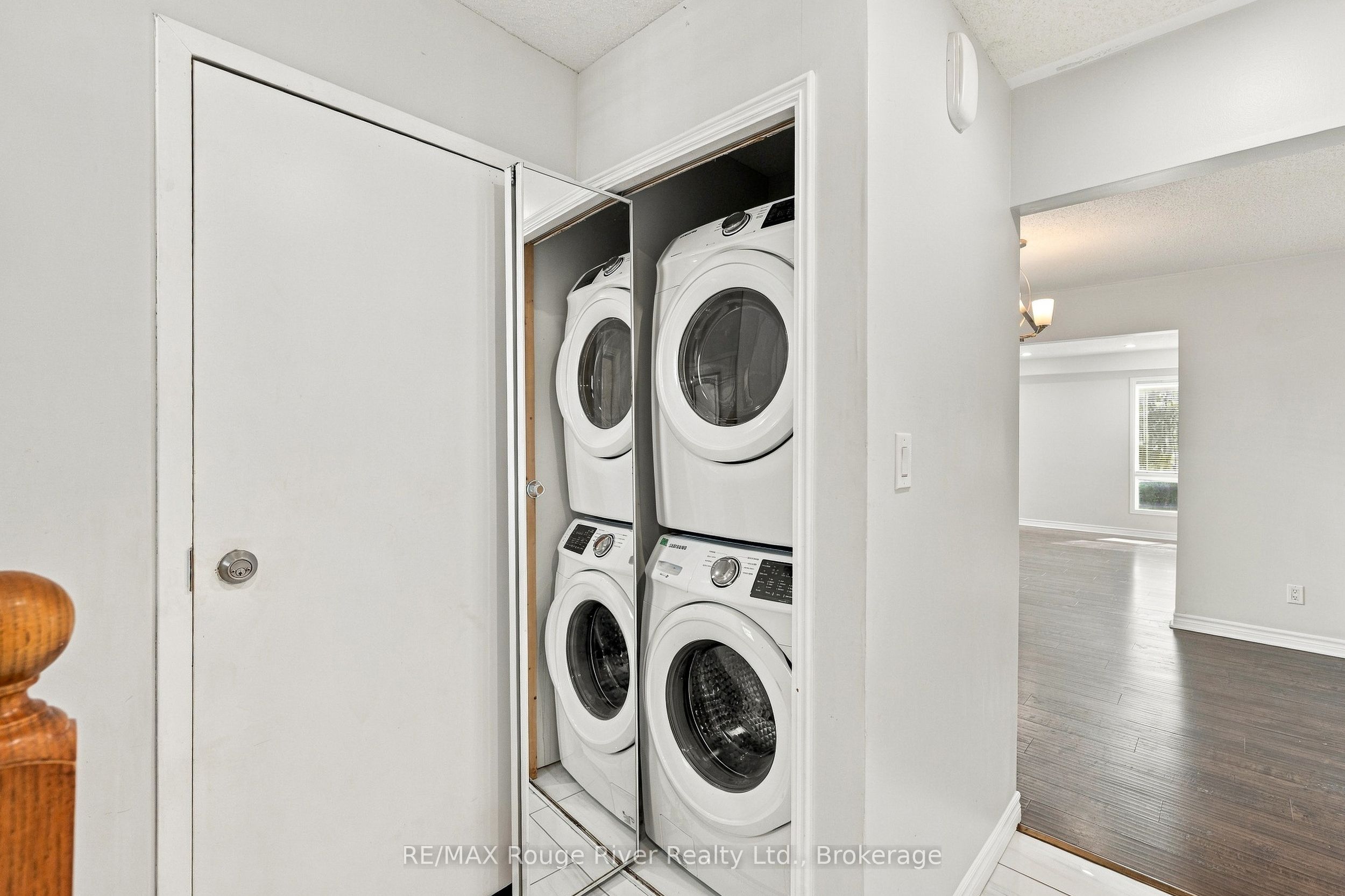 95 B Concession Street E Property Photo 17