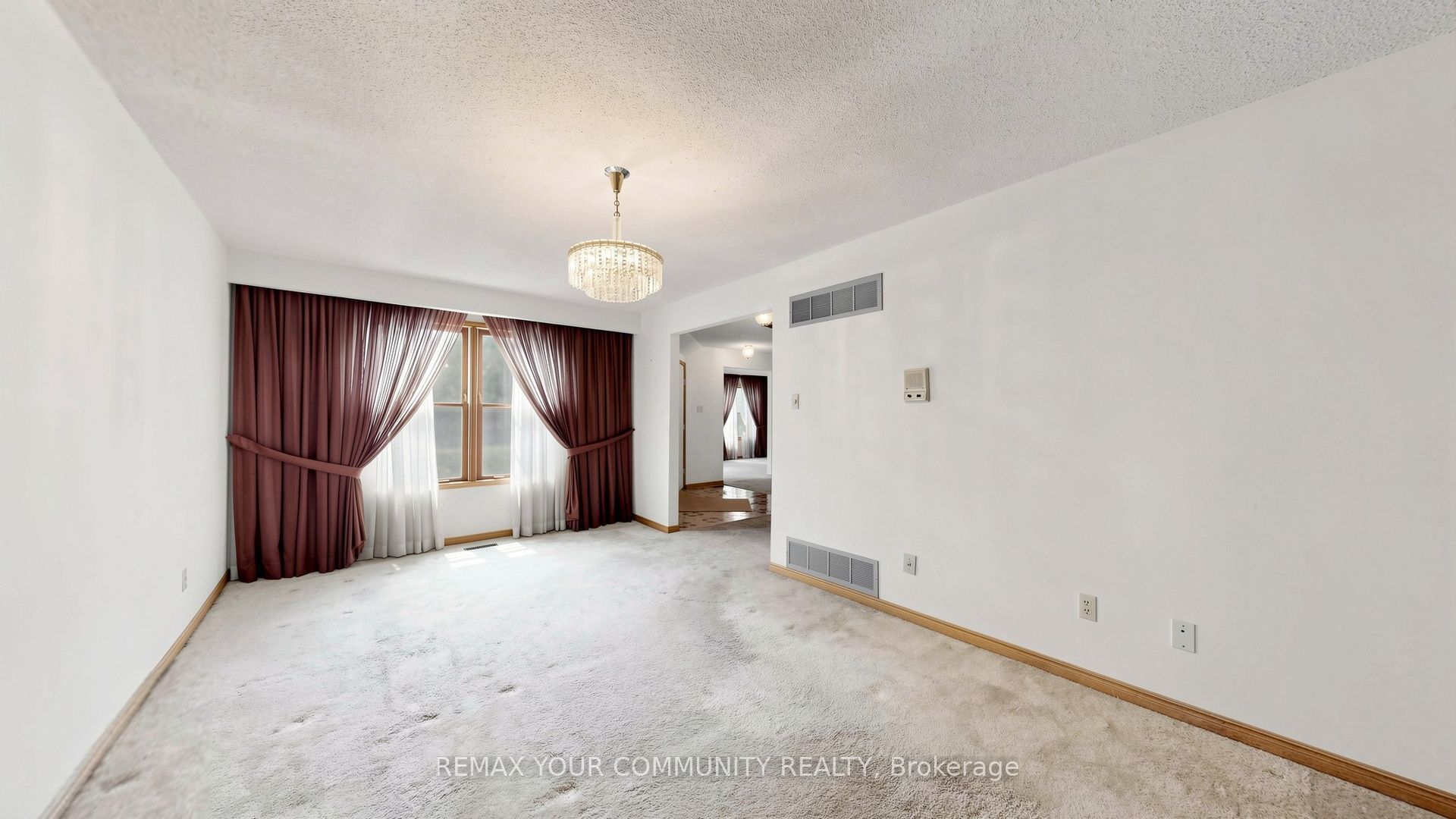 2 Trimontium Crescent Property Photo 16