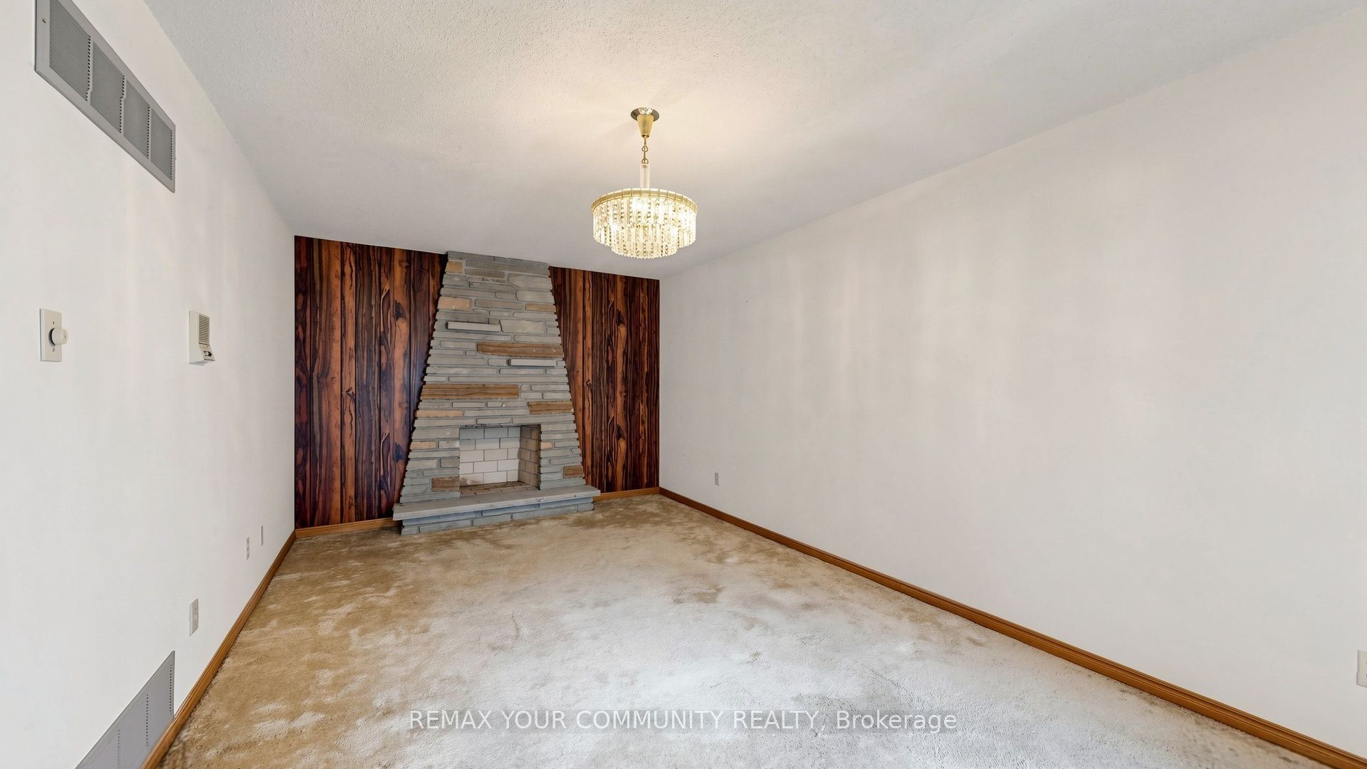 2 Trimontium Crescent Property Photo 18