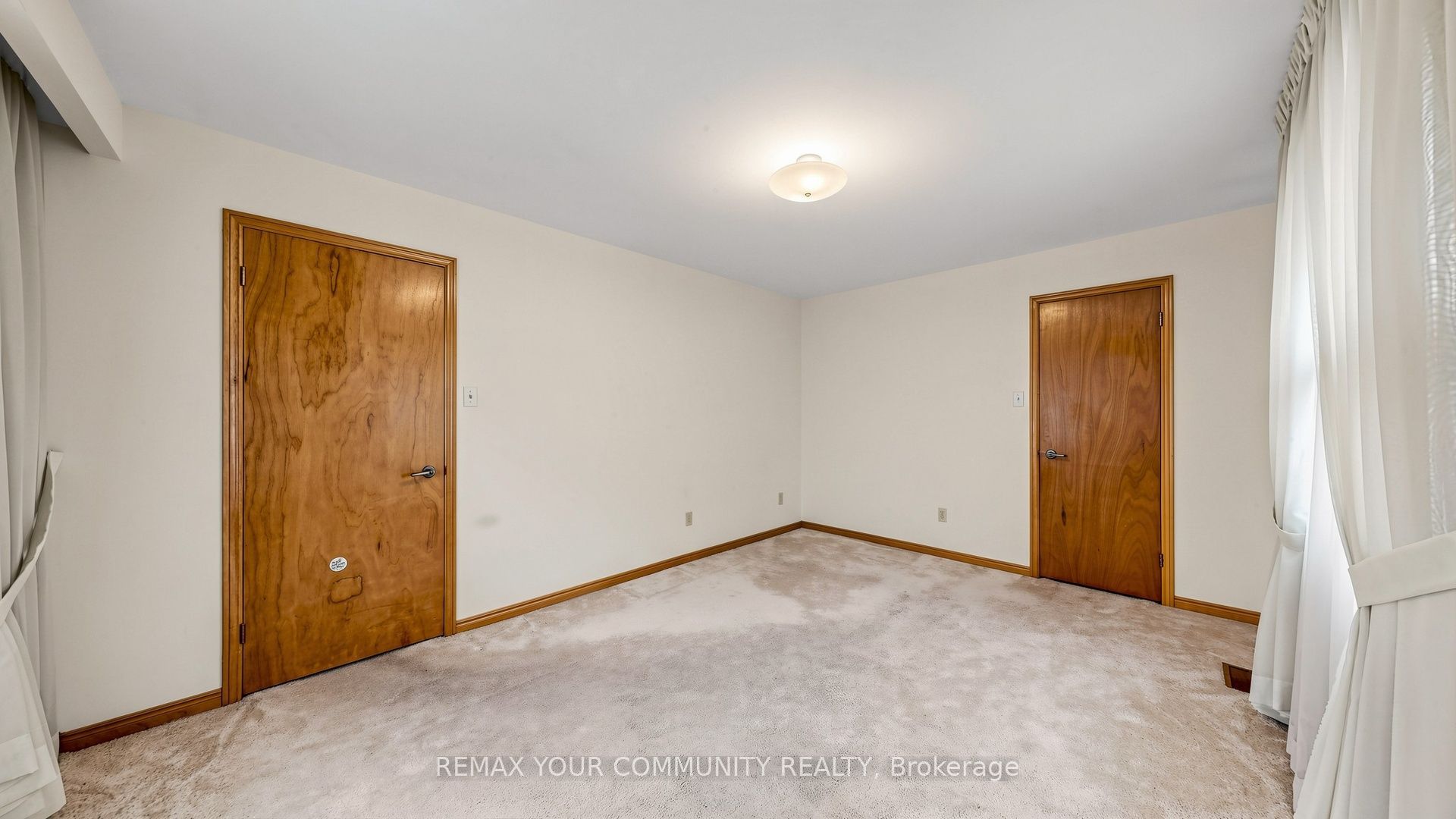 2 Trimontium Crescent Property Photo 29
