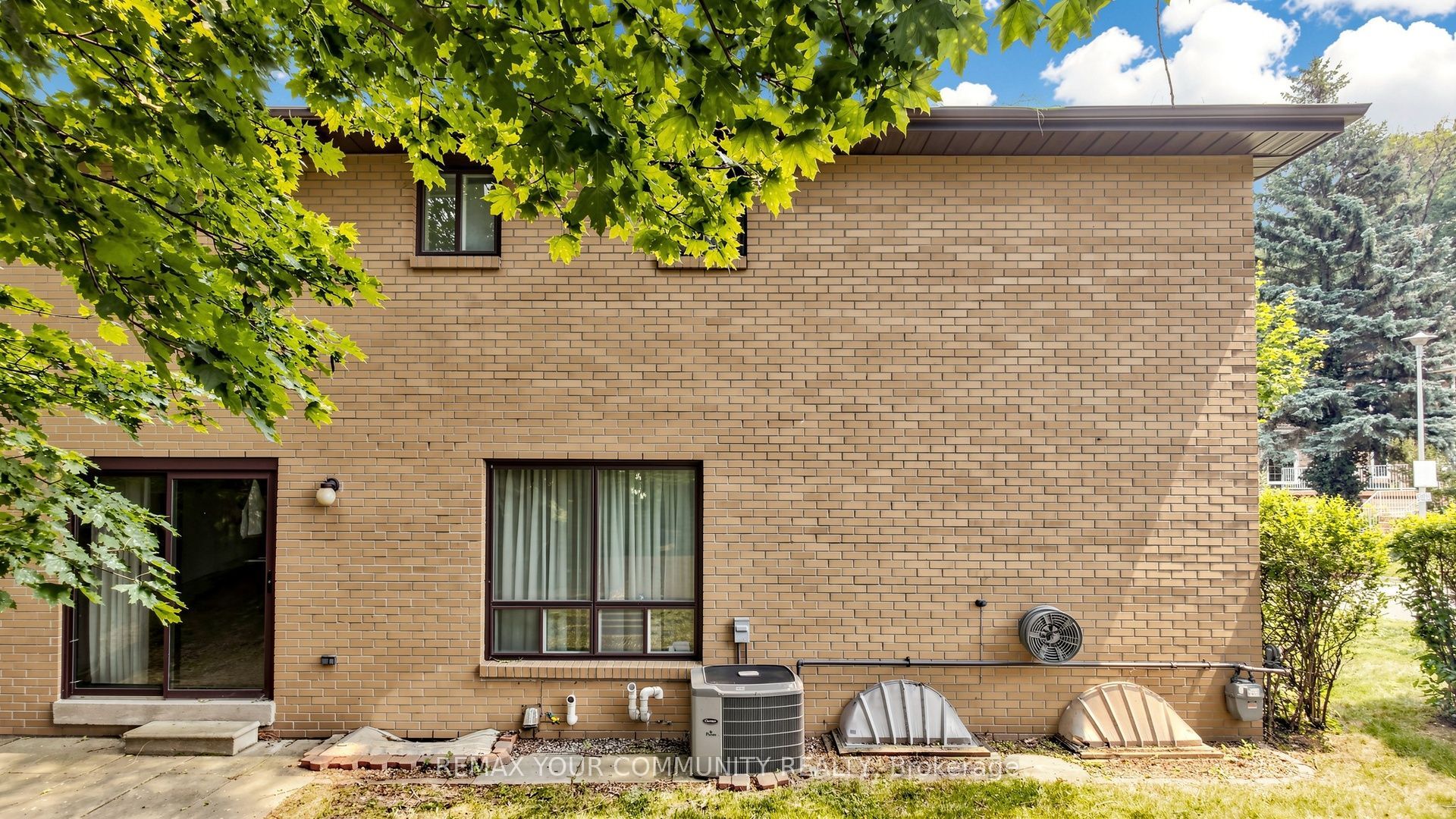 2 Trimontium Crescent Property Photo 47