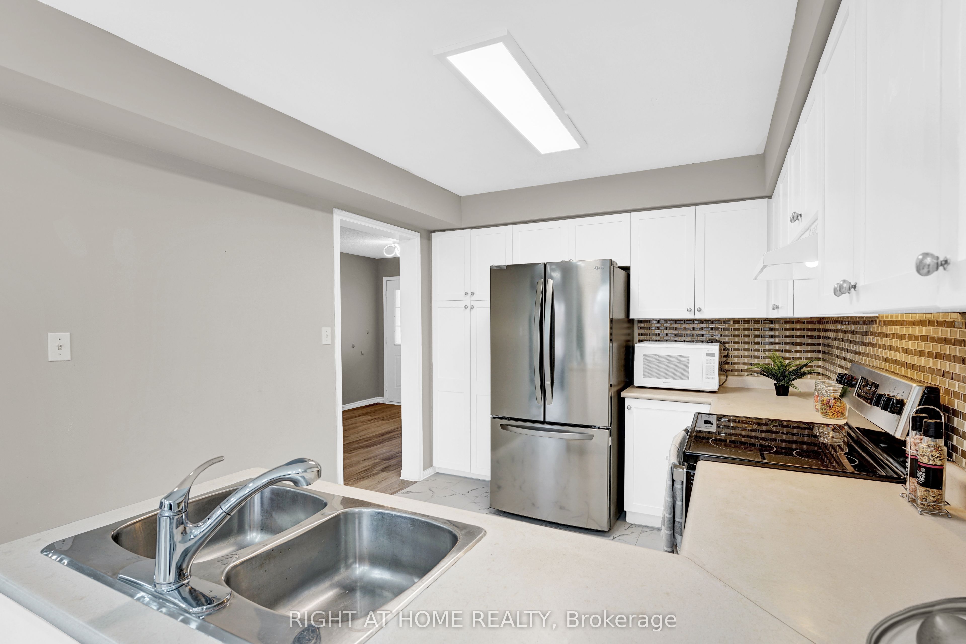 1720 Radcliffe Drive Property Photo 9
