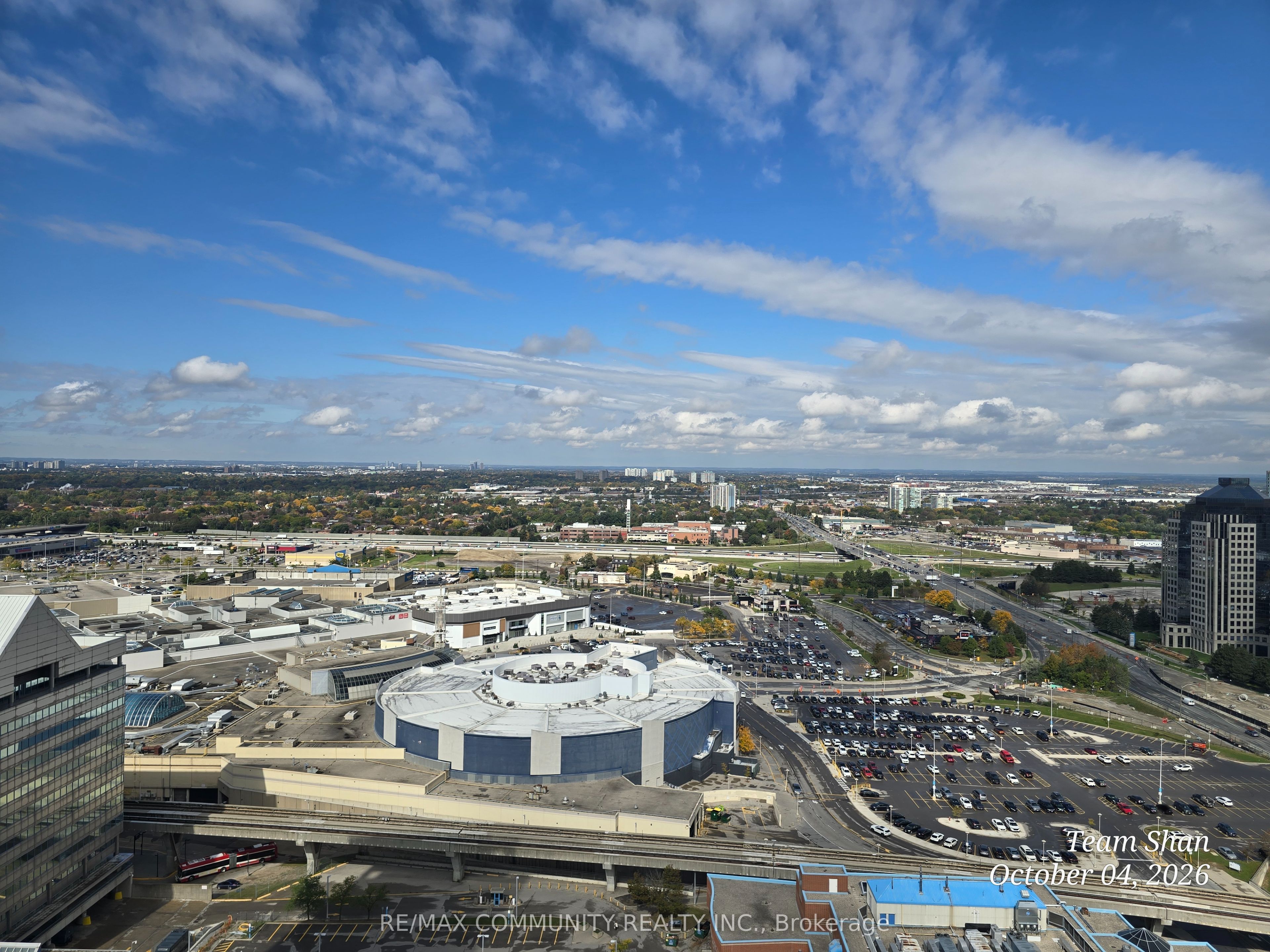 25 Town Centre Court Lph01 Property Photo 15