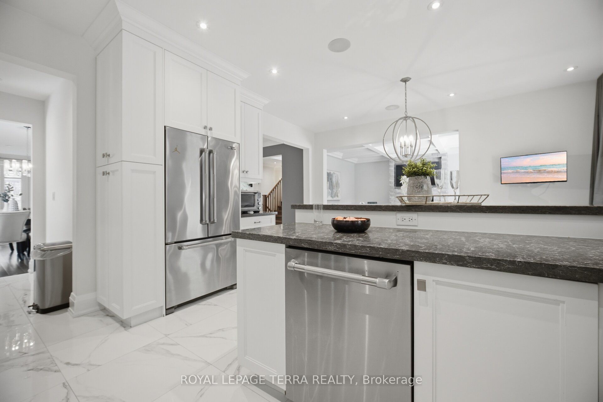 27 Minford Avenue Property Photo 14