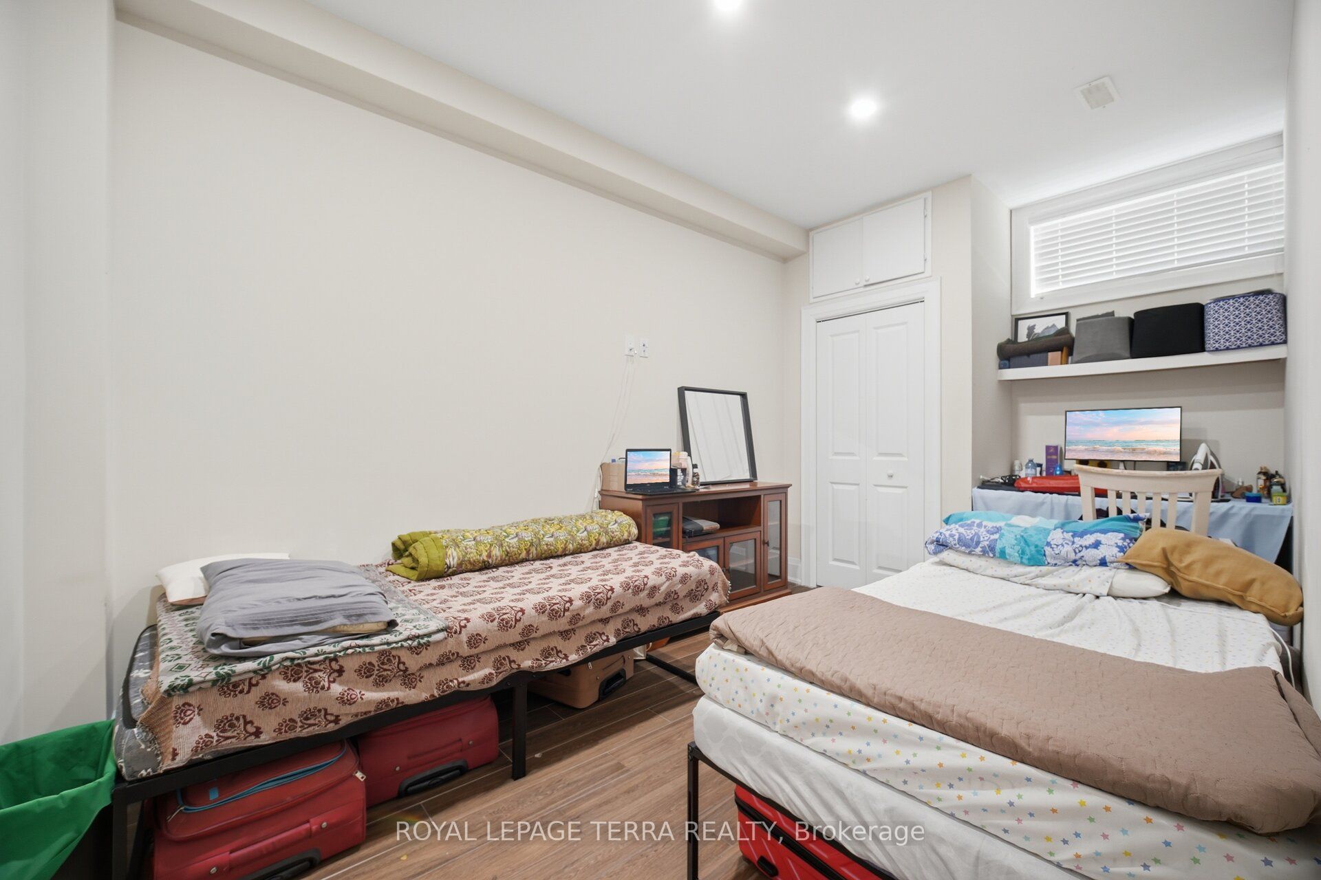 27 Minford Avenue Property Photo 36