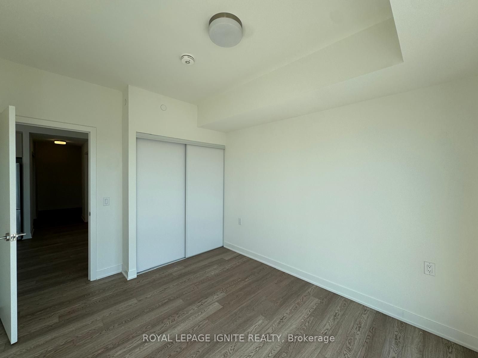 51 Clarington Boulevard 521 Property Photo 13
