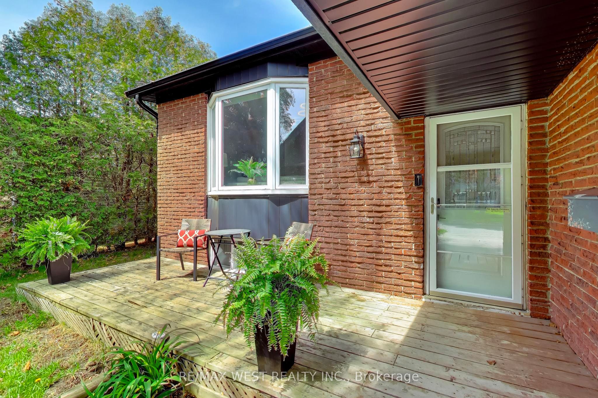128 Roser Crescent Property Photo 2