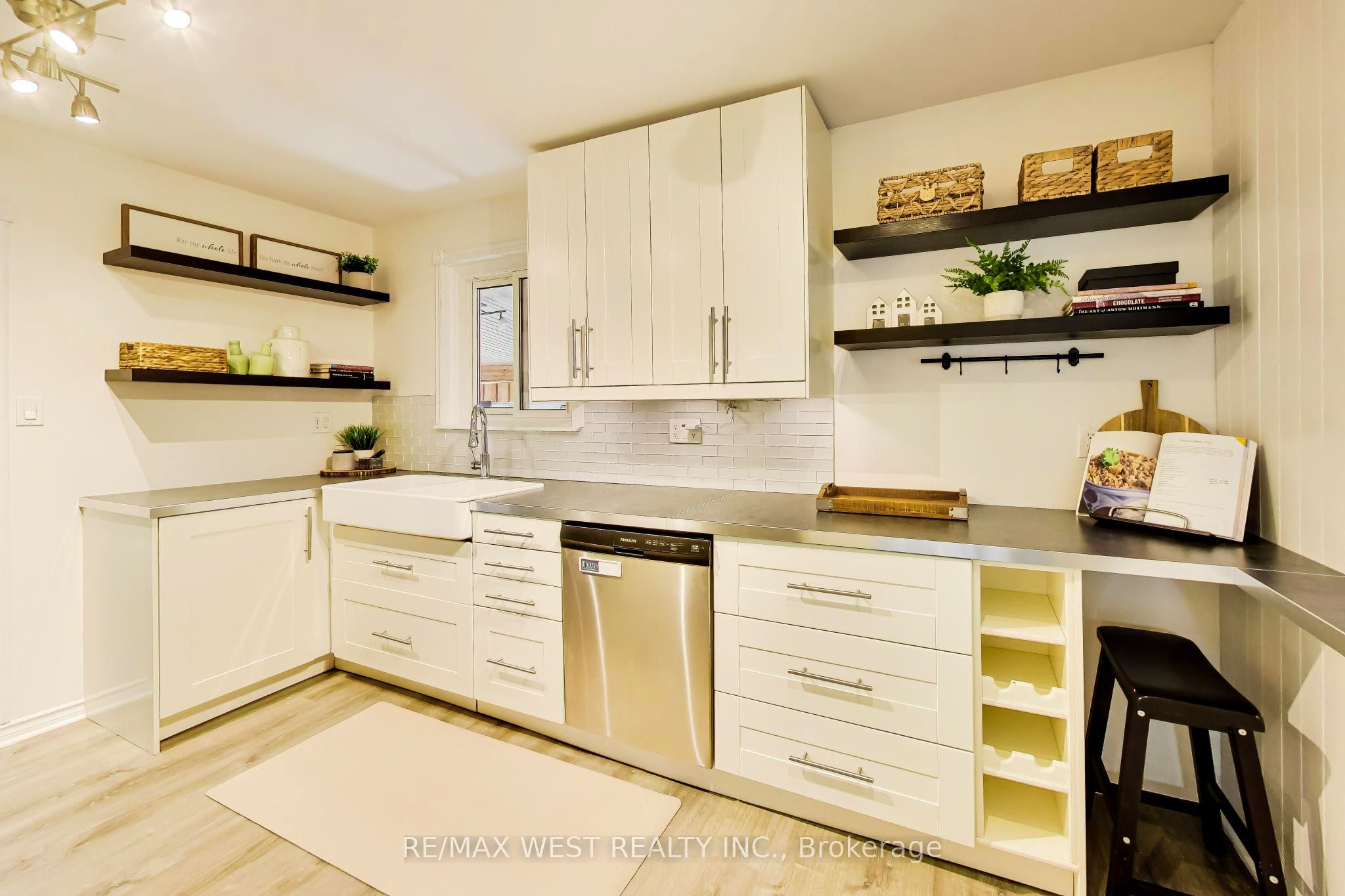 128 Roser Crescent Property Photo 13