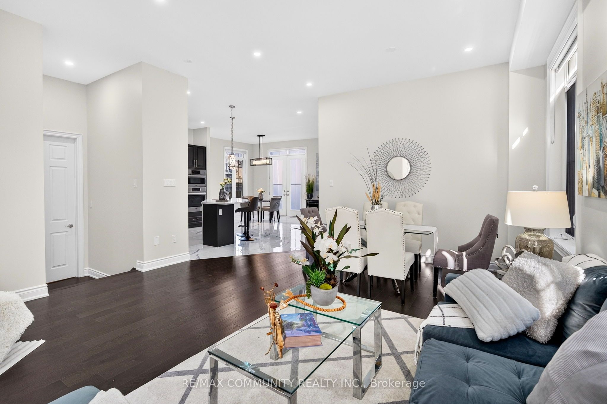 144 Auckland Drive Property Photo 11