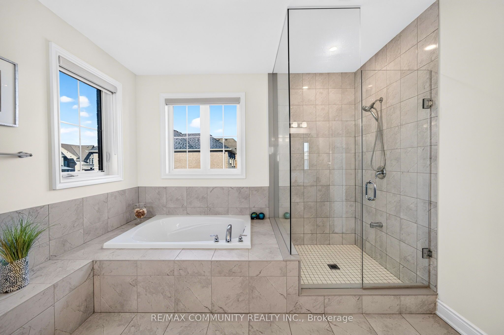 144 Auckland Drive Property Photo 30