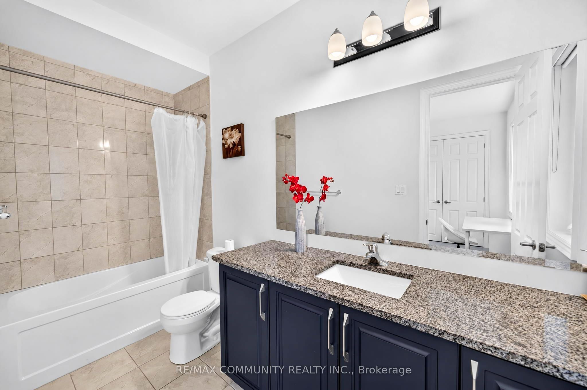 144 Auckland Drive Property Photo 40