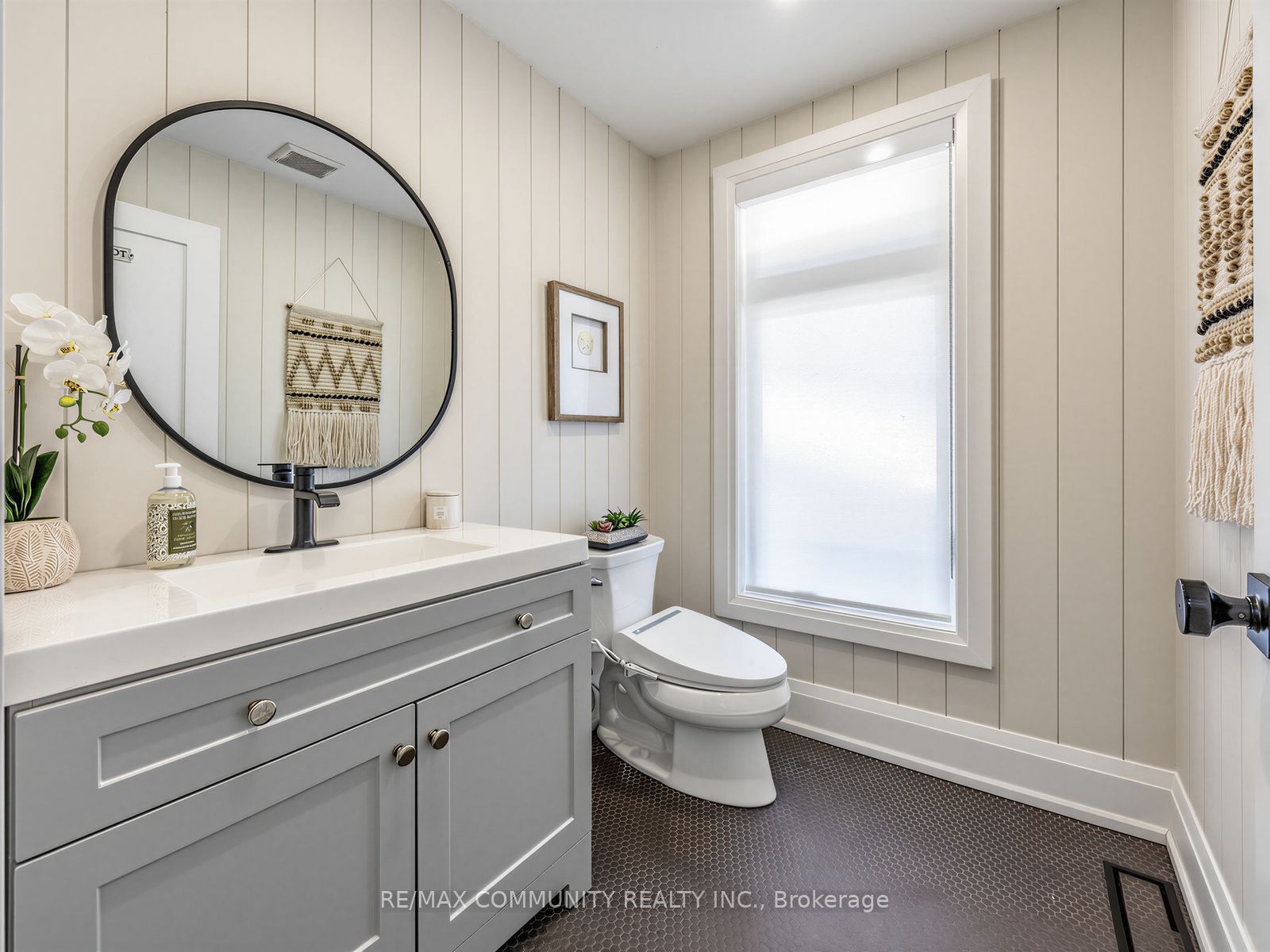 38 Robmar Street Property Photo 6