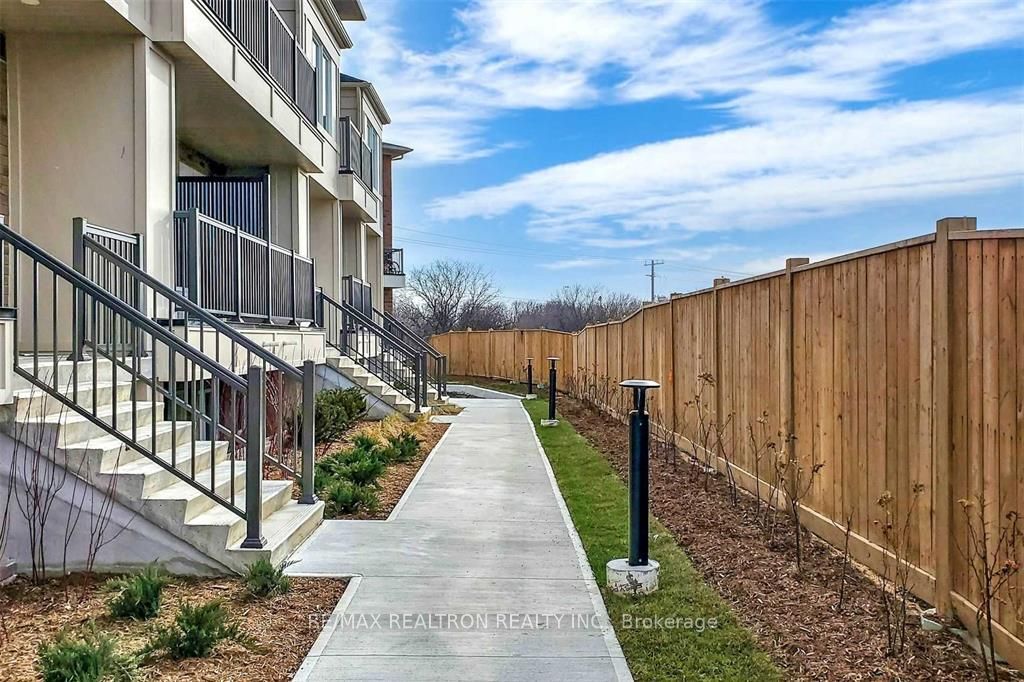 480 Beresford Path 19 Property Photo 6