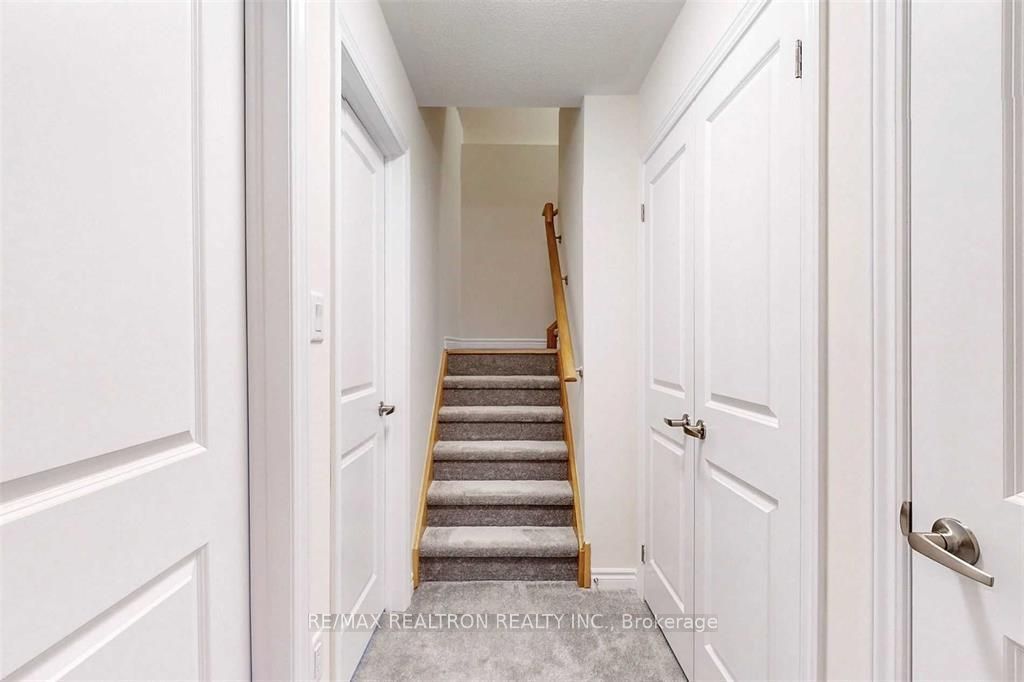 480 Beresford Path 19 Property Photo 19