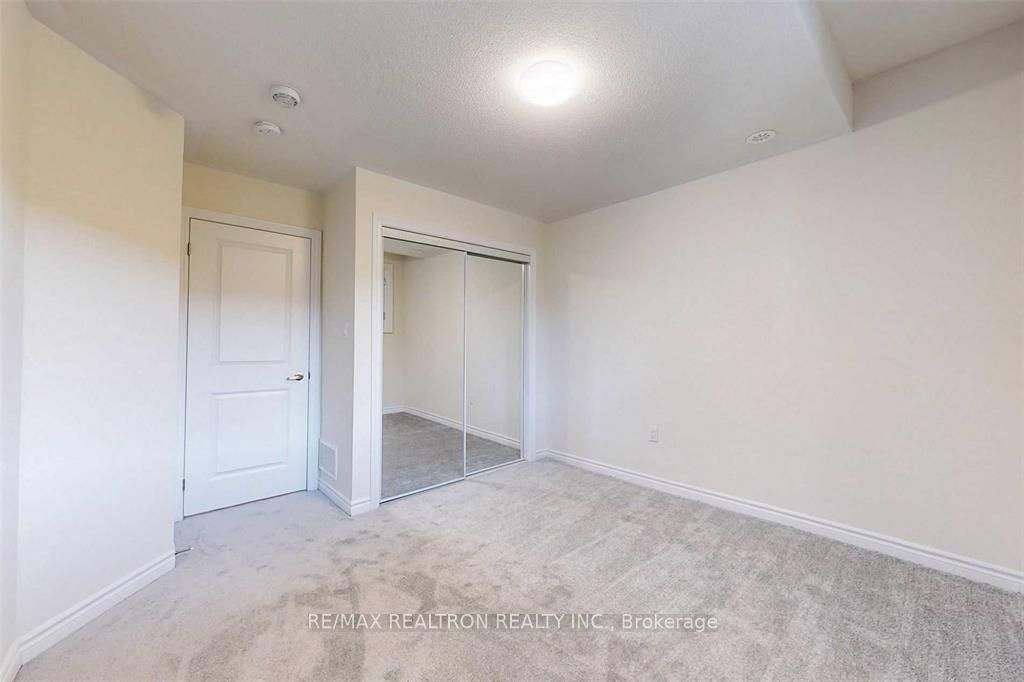 480 Beresford Path 19 Property Photo 22