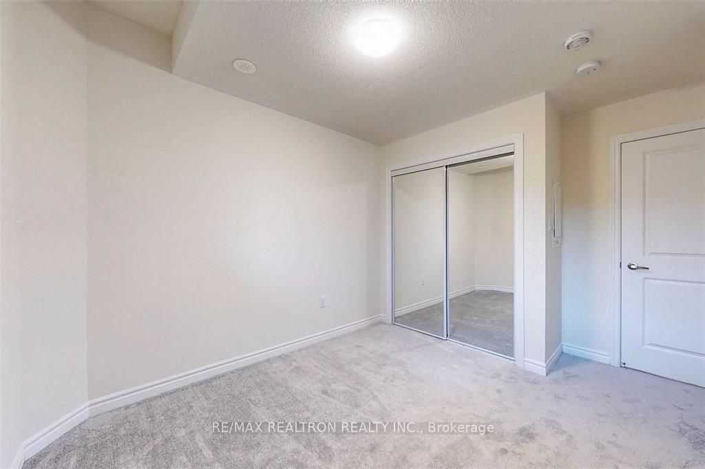 480 Beresford Path 19 Property Photo 27