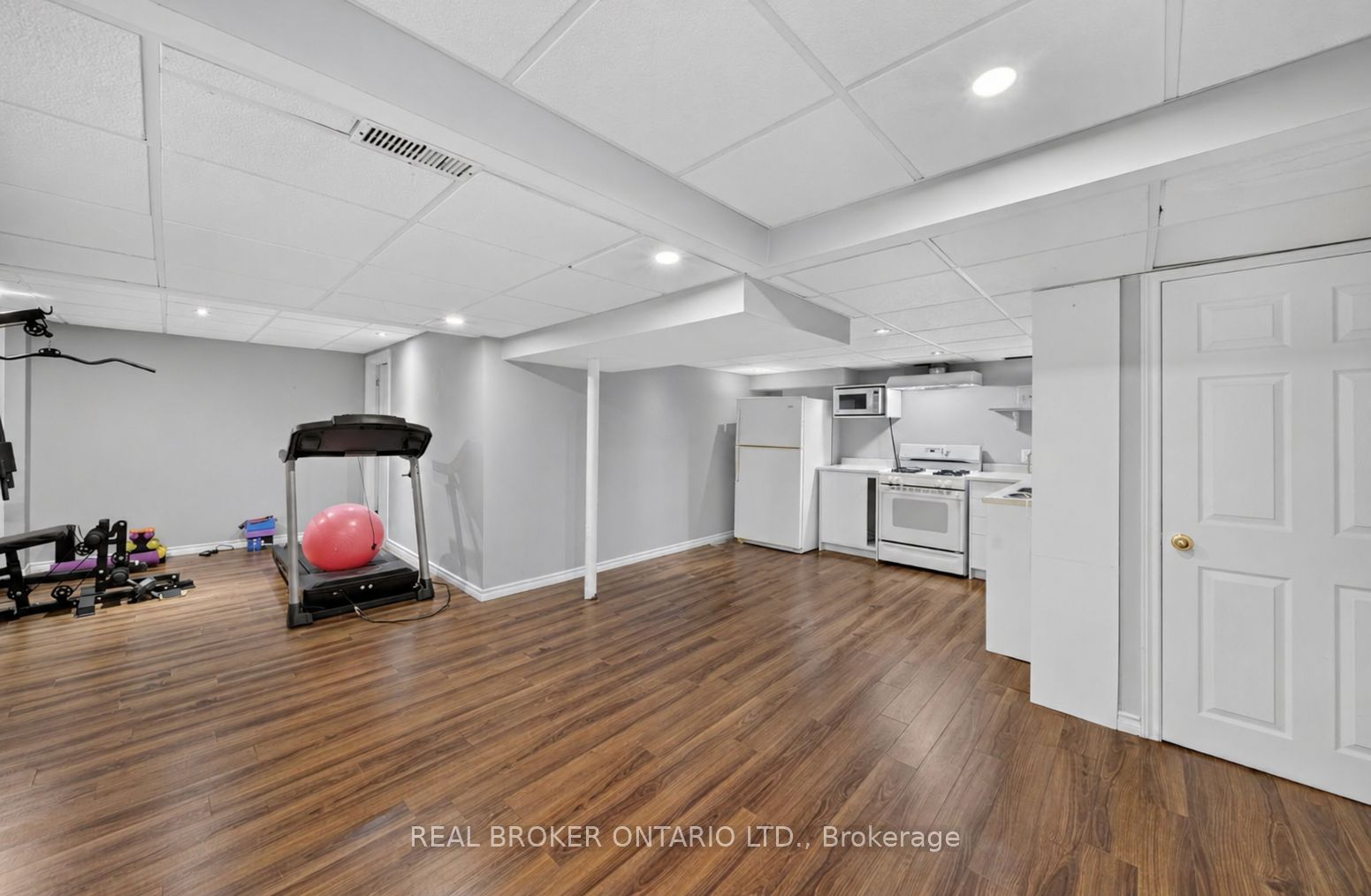 63 Eric Clarke Drive Property Photo 26