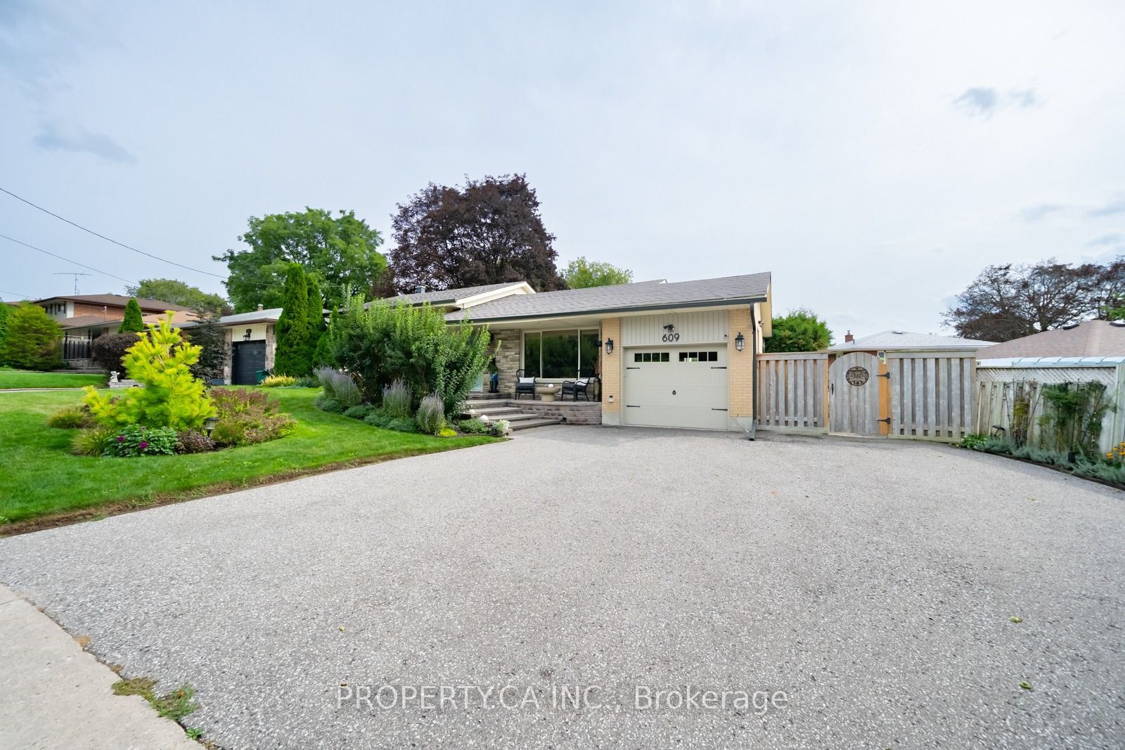 609 Annapolis Avenue Property Photo 30