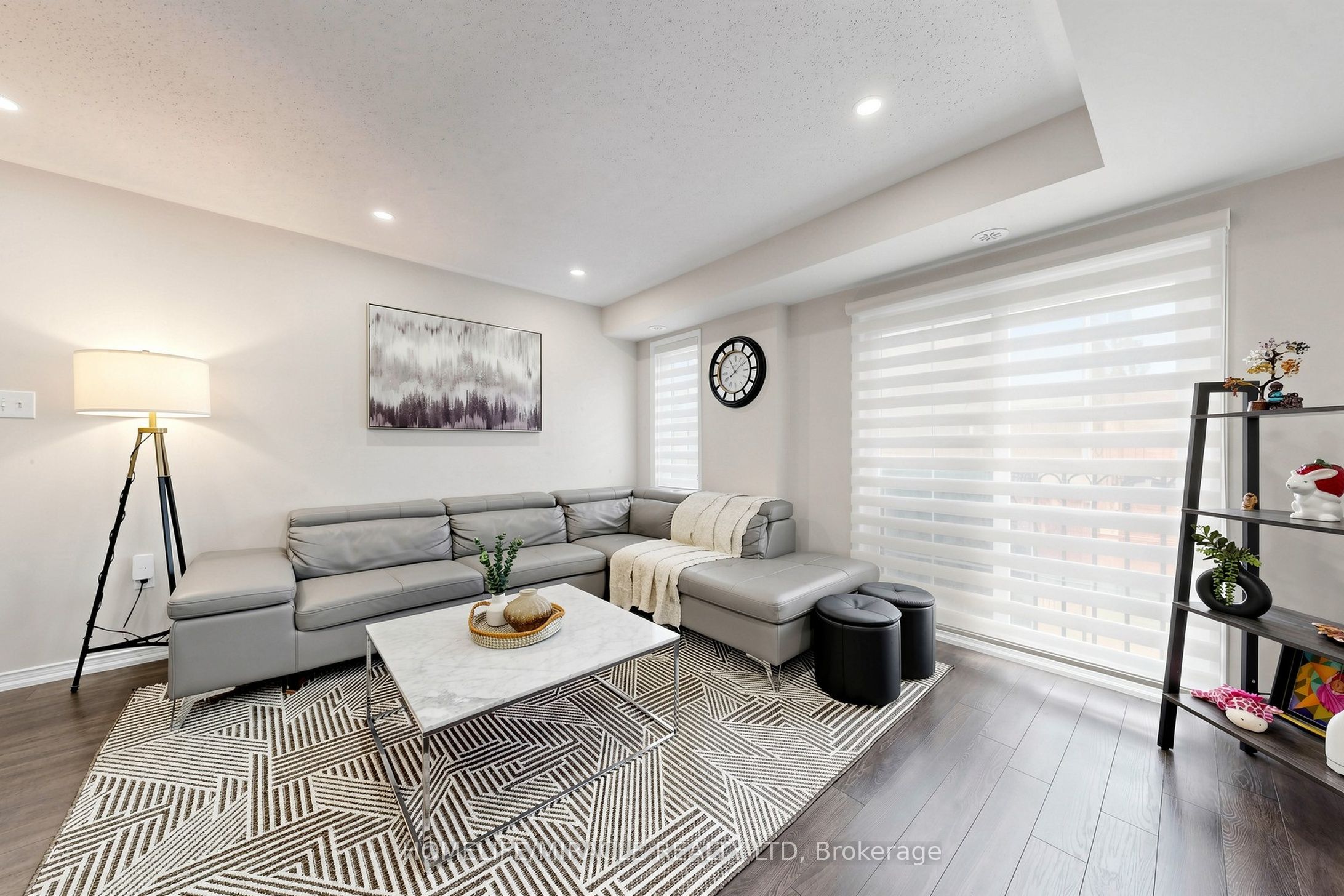 2725 Deputy Minister Path Property Photo 6