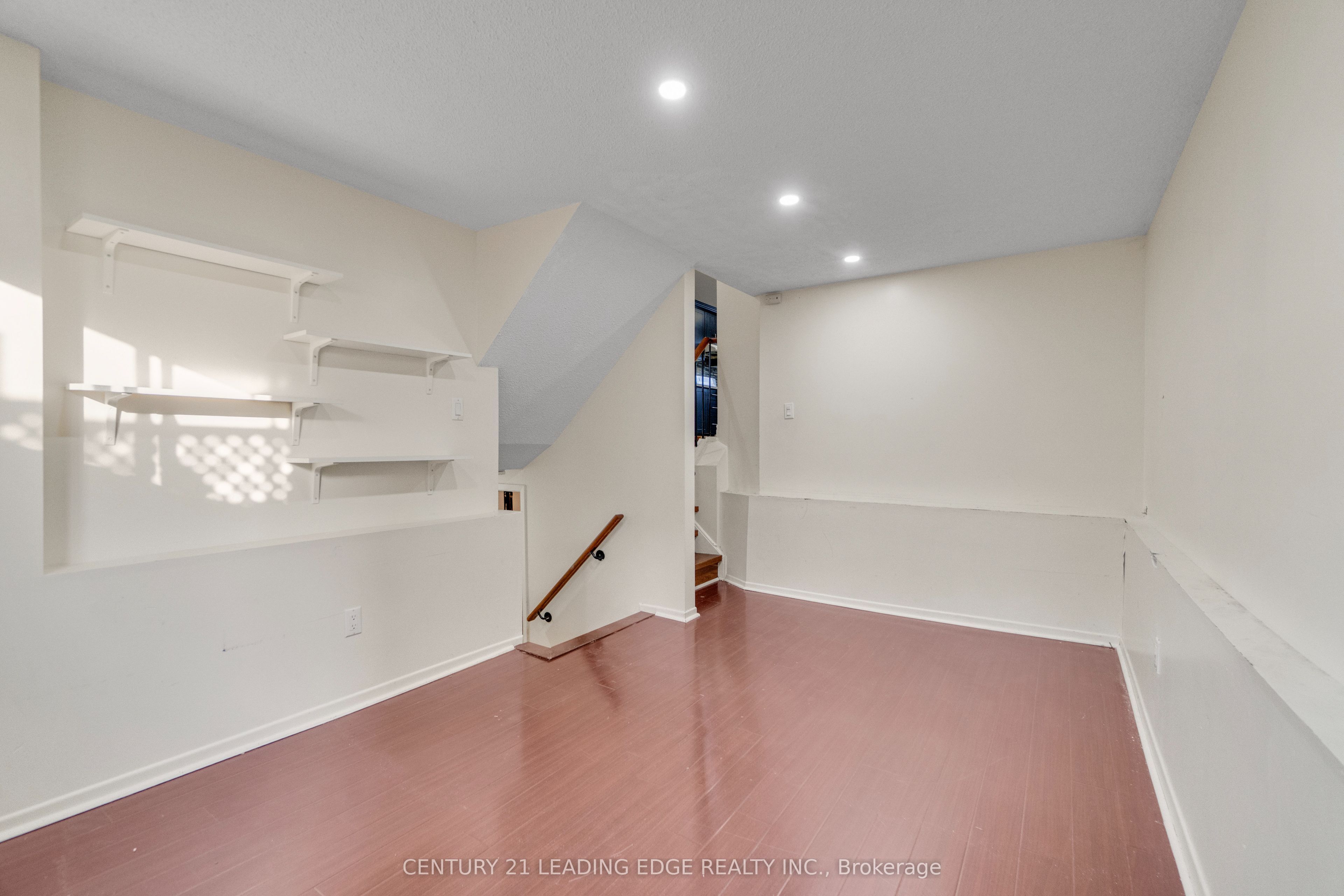 5 Kimbercroft Court Property Photo 14