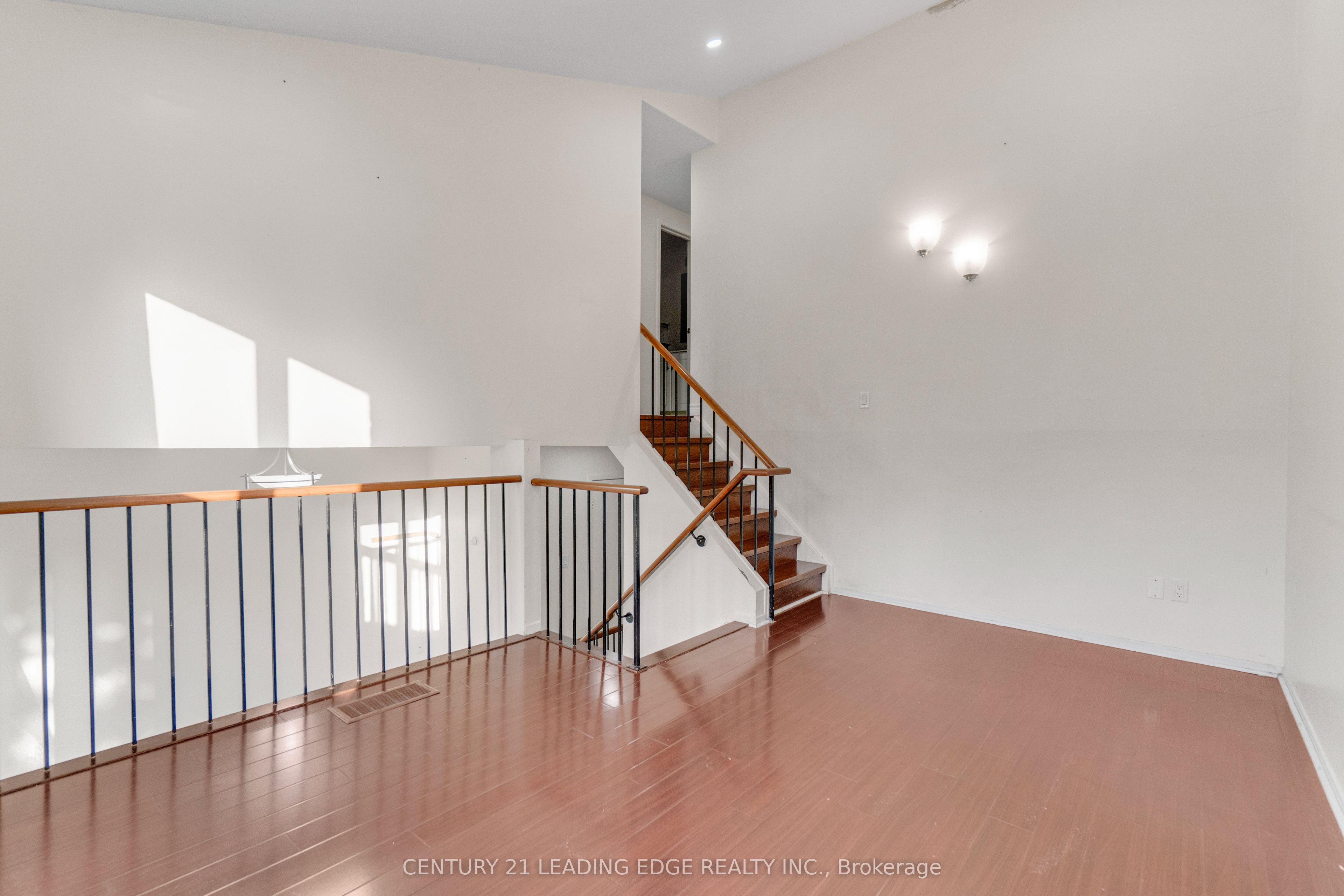 5 Kimbercroft Court Property Photo 26