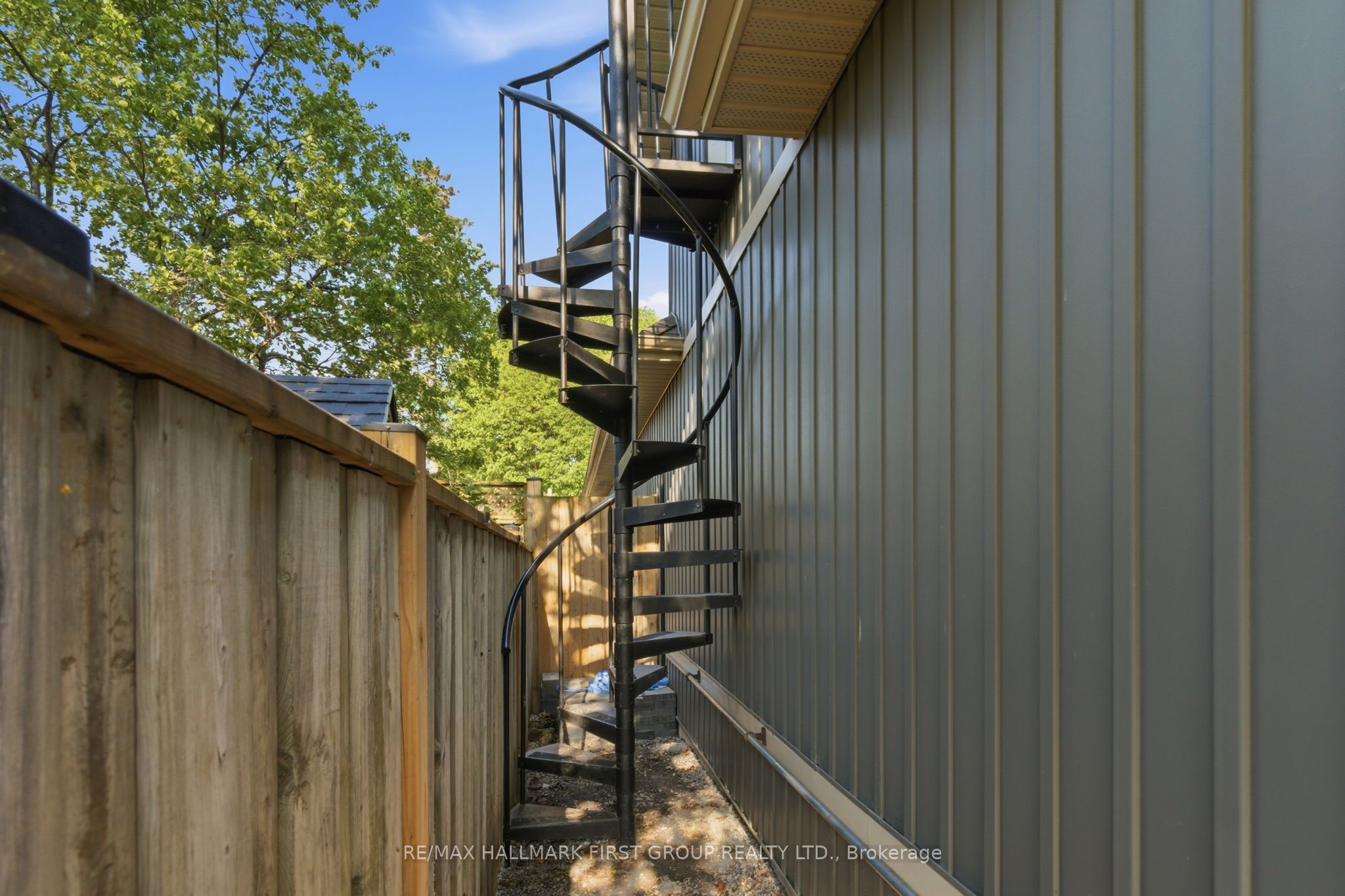 53 Brown Street Property Photo 41