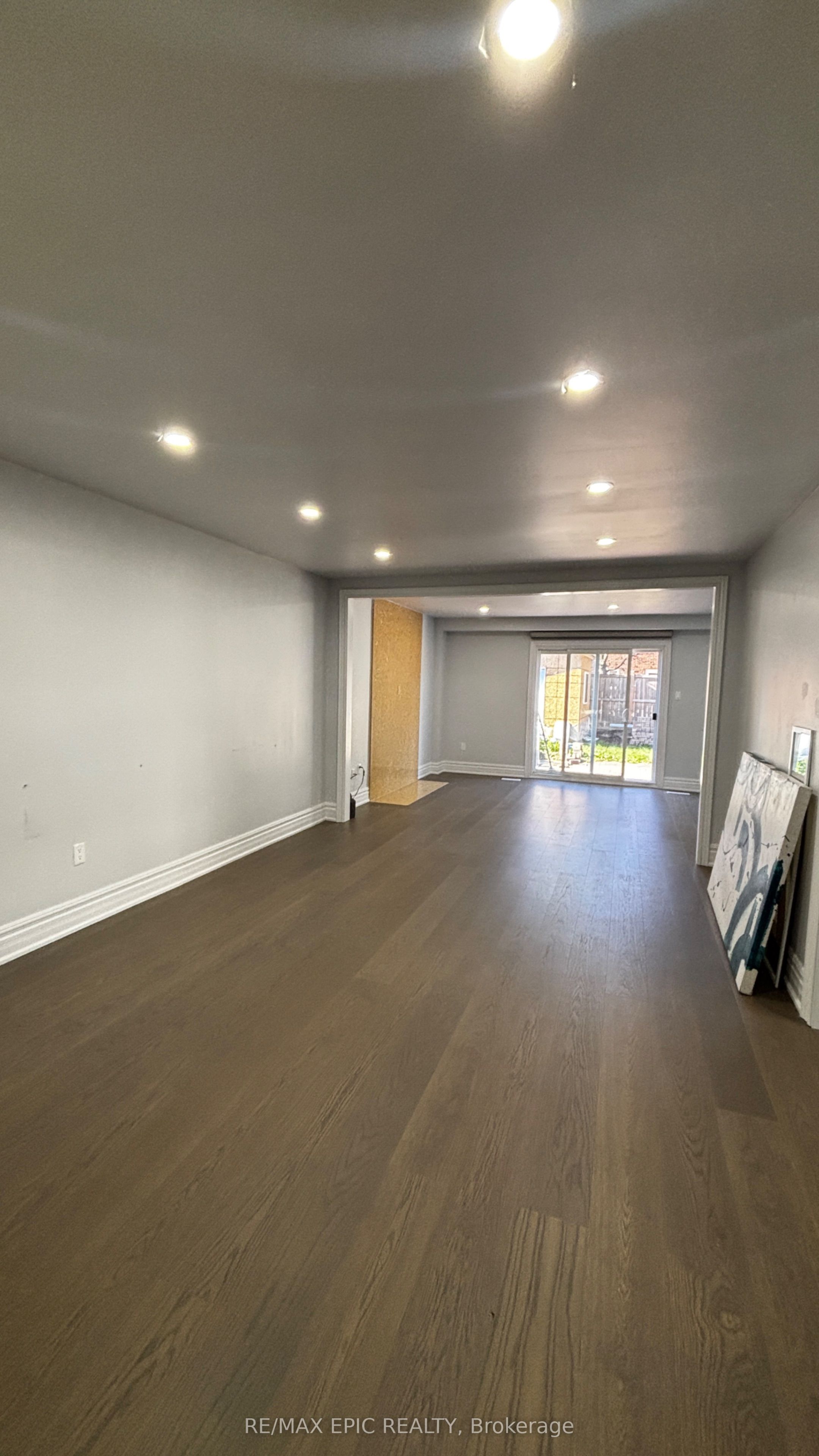 24 Pipers Green Avenue Property Photo 4