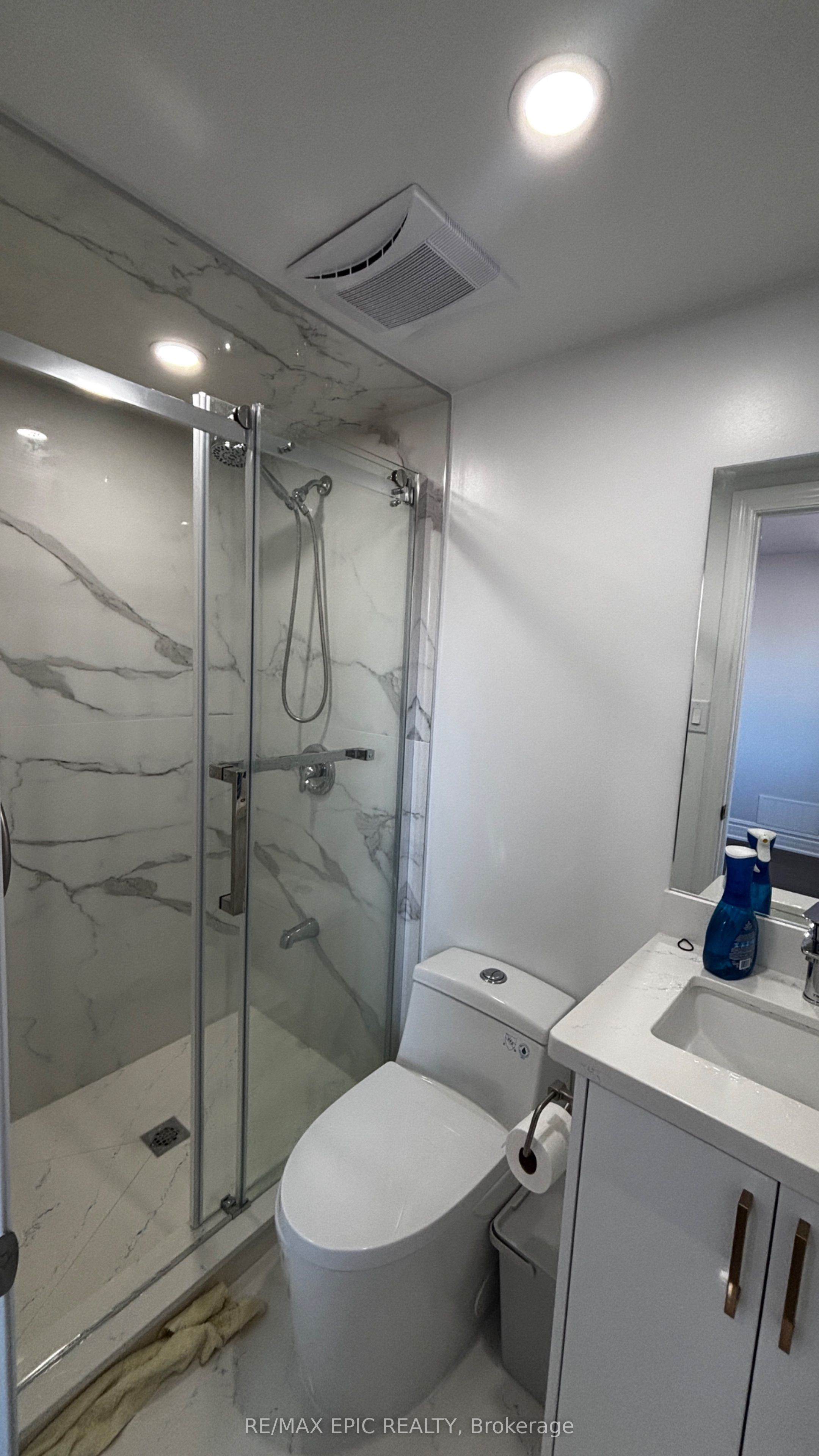 24 Pipers Green Avenue Property Photo 9