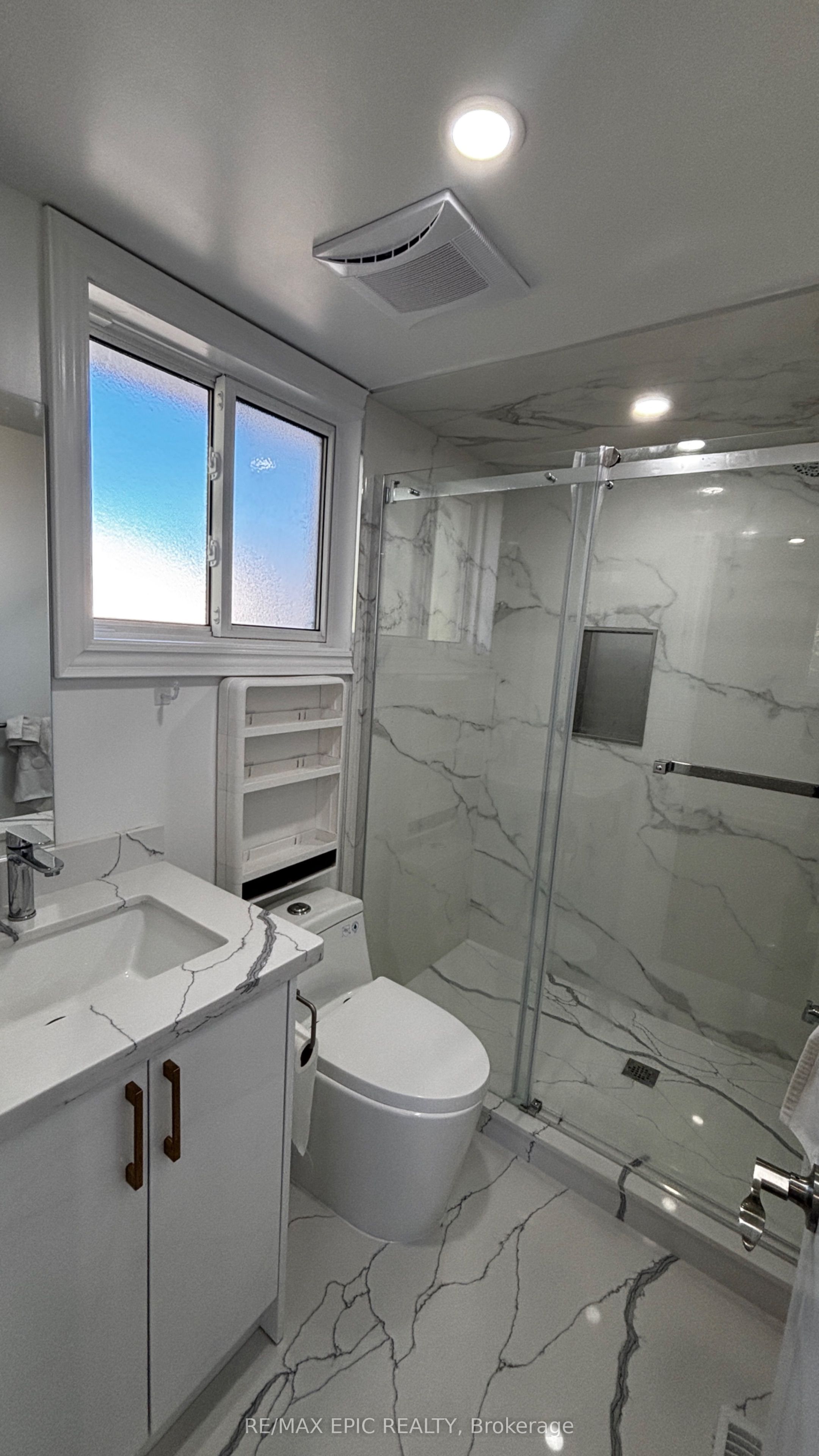 24 Pipers Green Avenue Property Photo 14