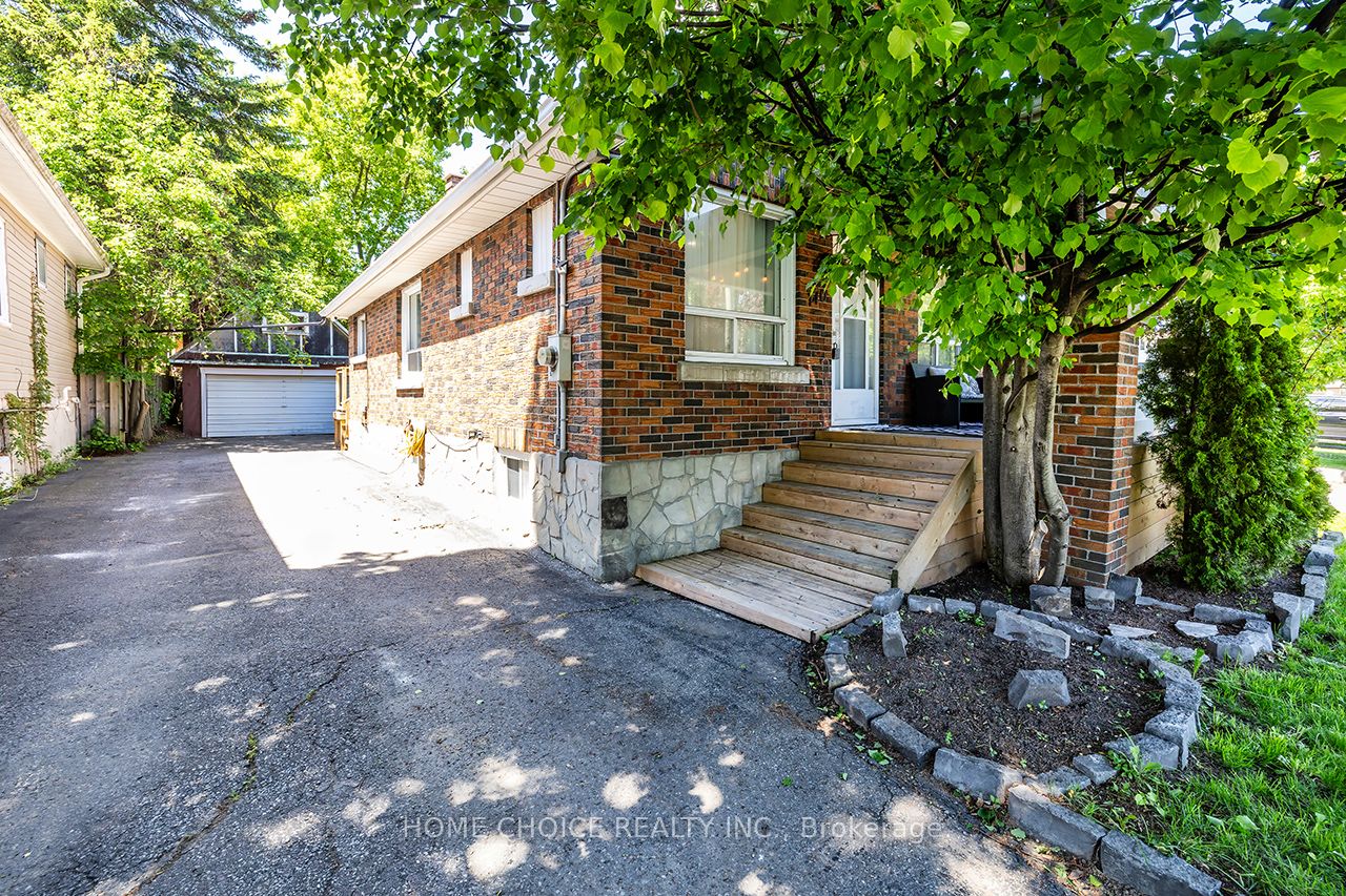 140 Gladstone Avenue Property Photo 1