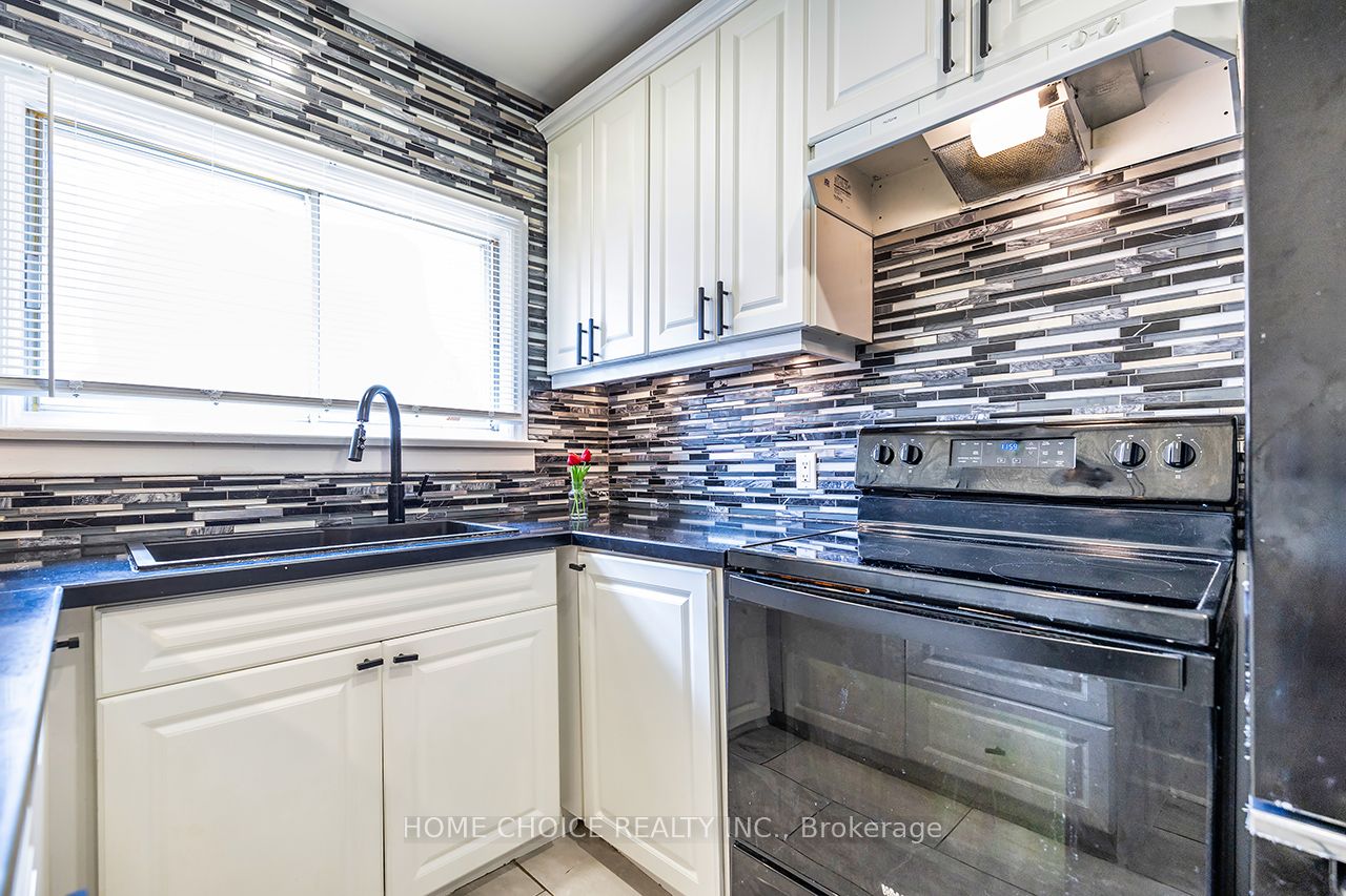 140 Gladstone Avenue Property Photo 17