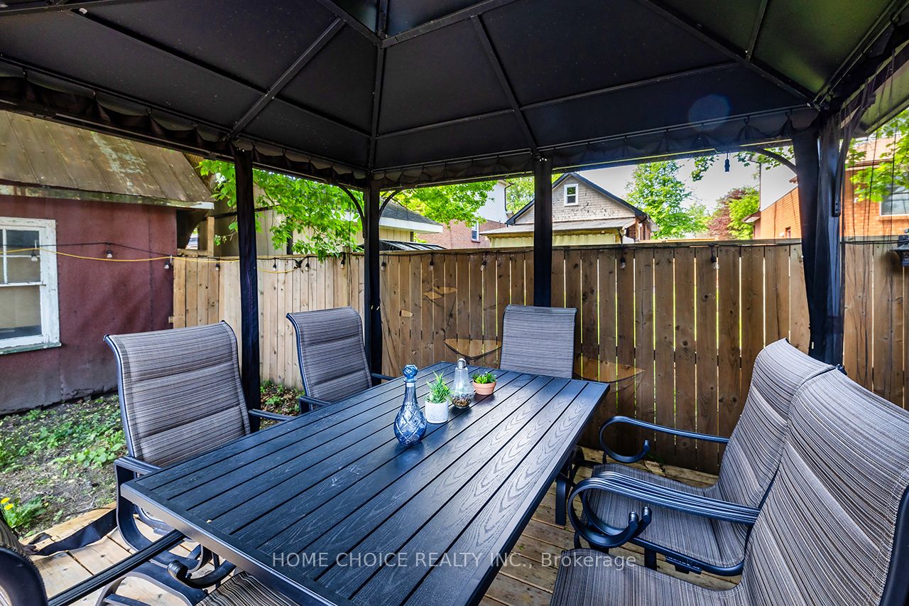 140 Gladstone Avenue Property Photo 36