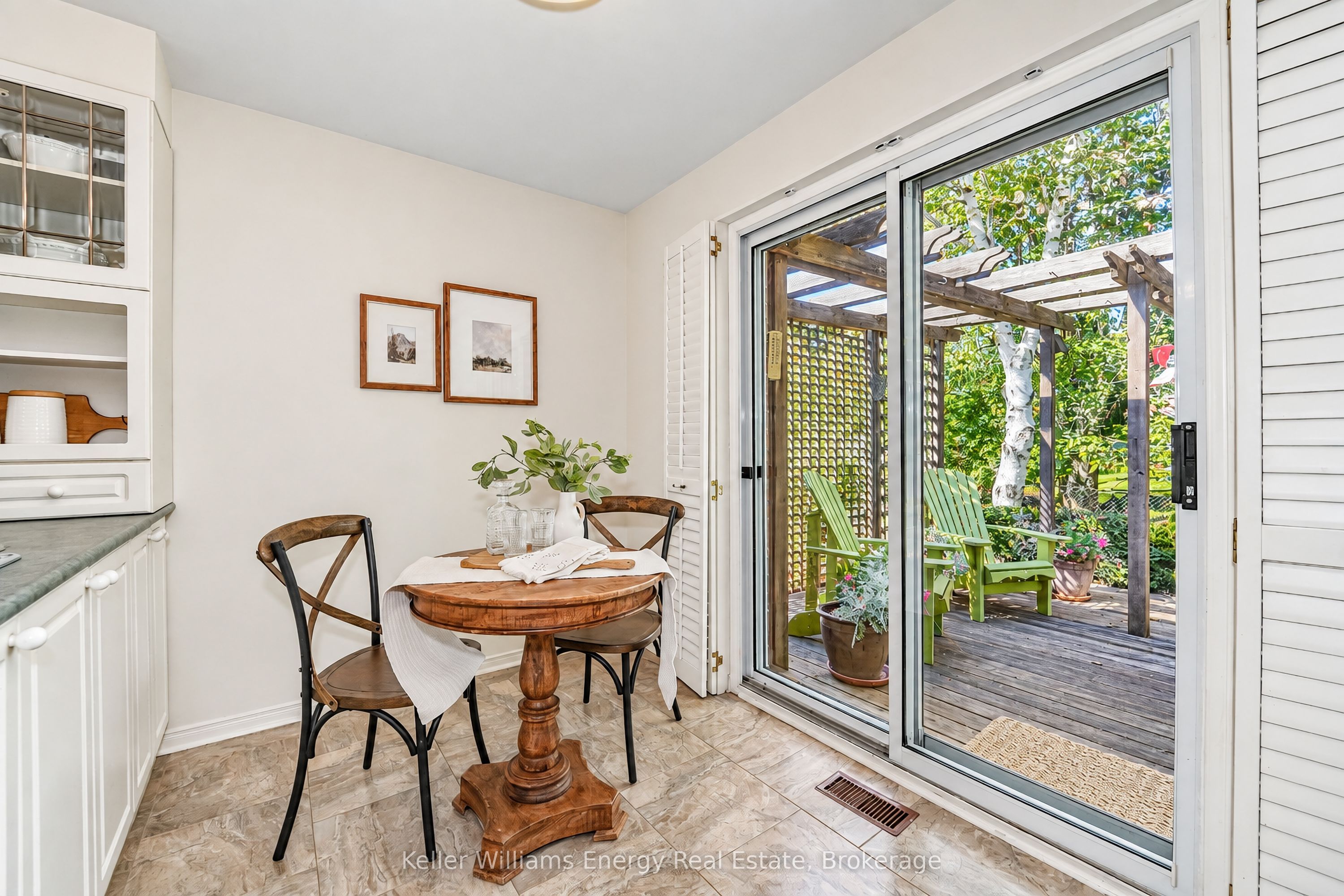 16 Amber Court Property Photo 8