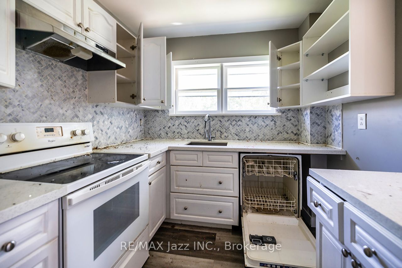 2216 Highway 2 Property Photo 19